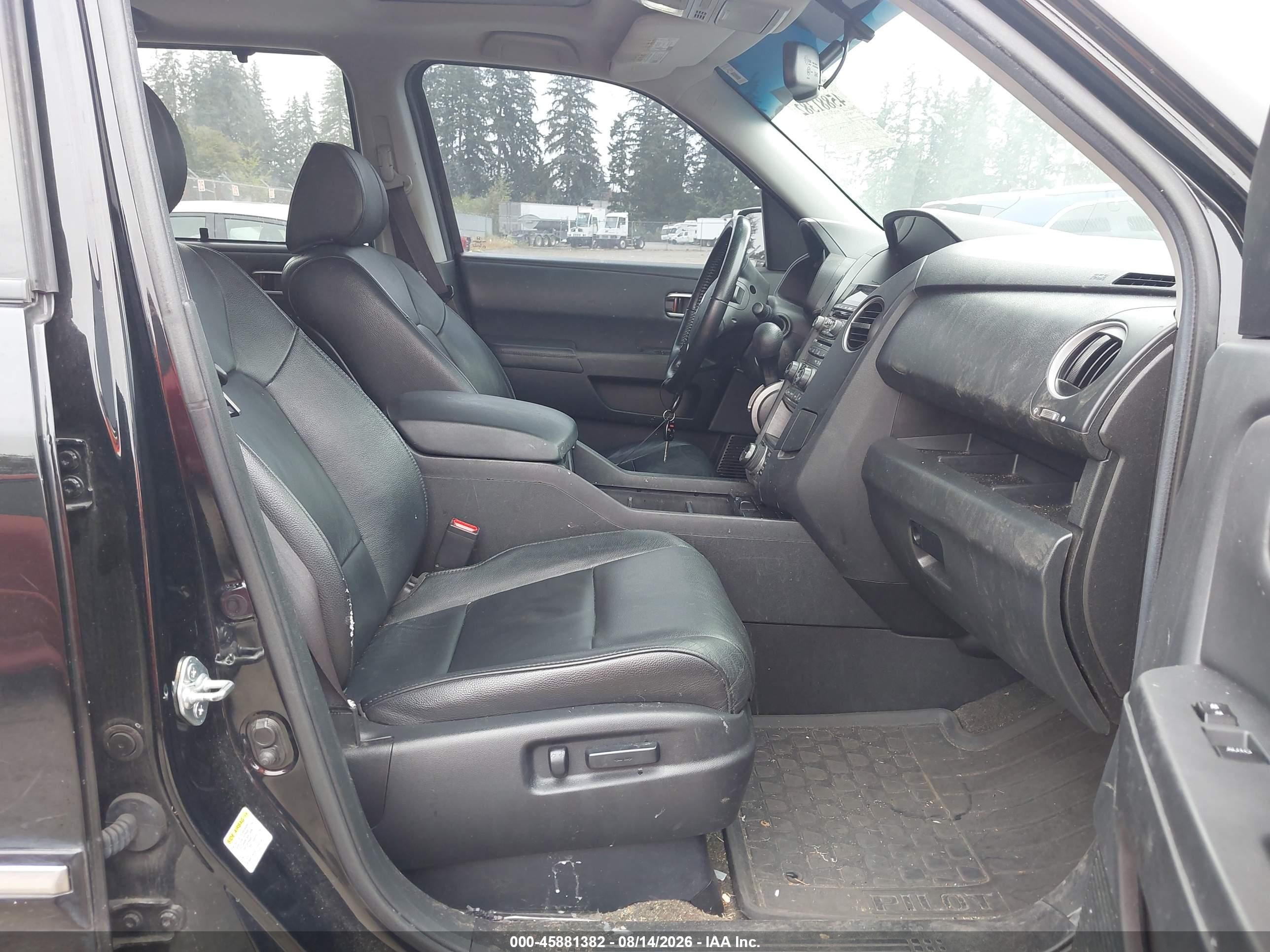 2013 Honda Pilot Touring Черный vin: 5FNYF4H94DB053562