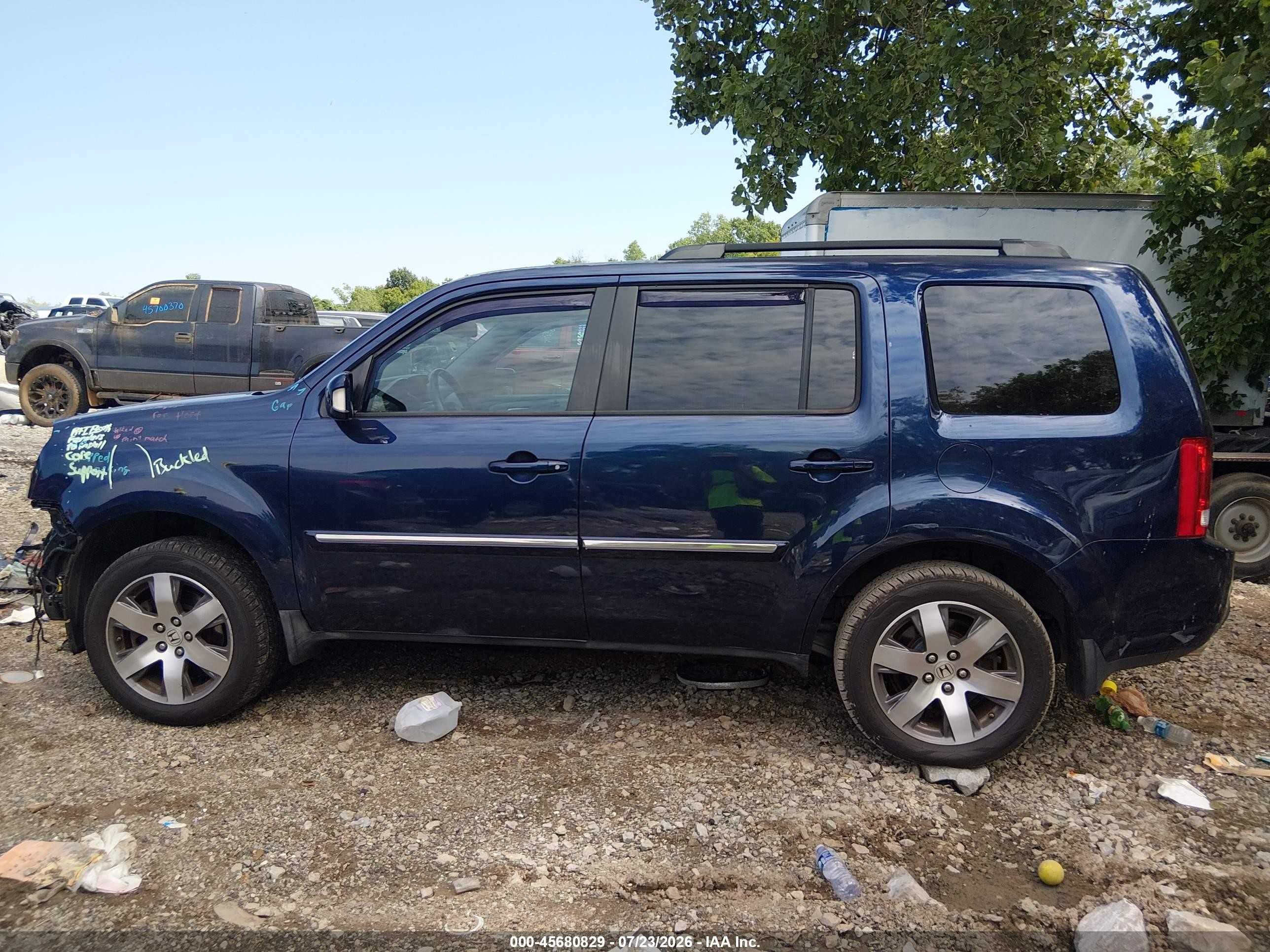 2014 Honda Pilot Touring Black vin: 5FNYF4H94EB034575