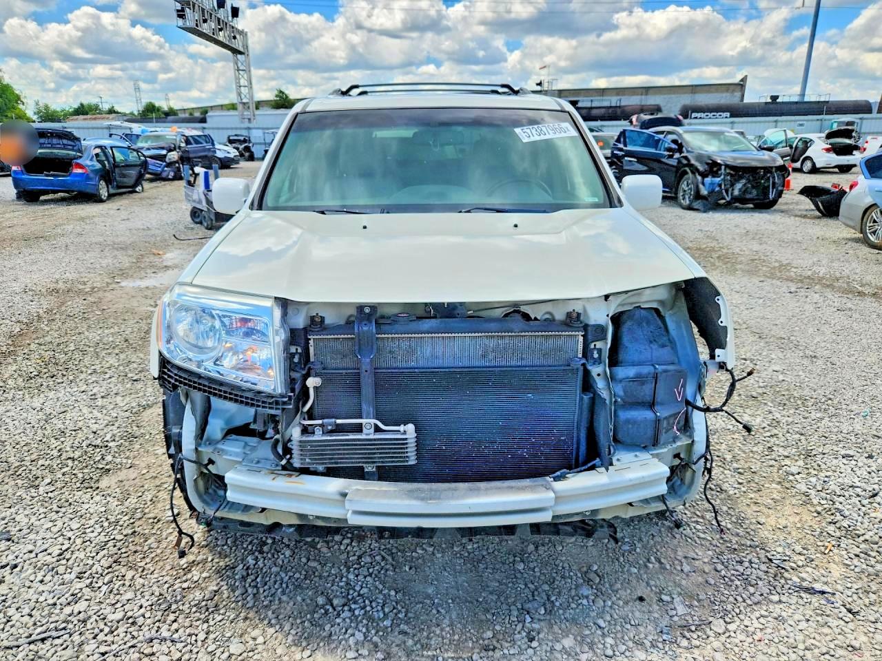 2015 Honda Pilot Touring White vin: 5FNYF4H94FB008446