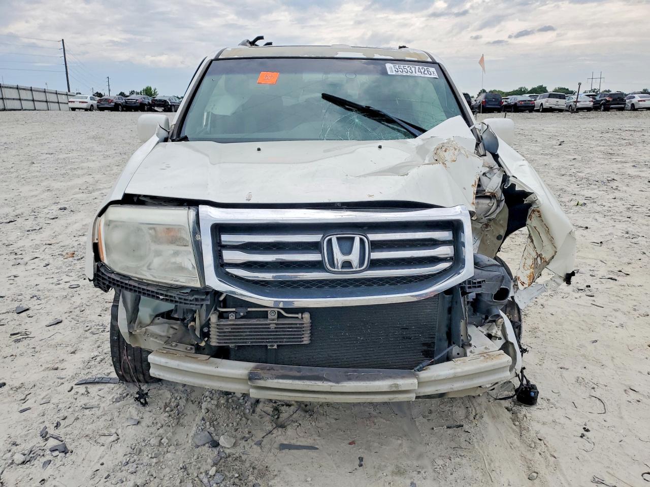 2015 Honda Pilot Touring White vin: 5FNYF4H94FB010262