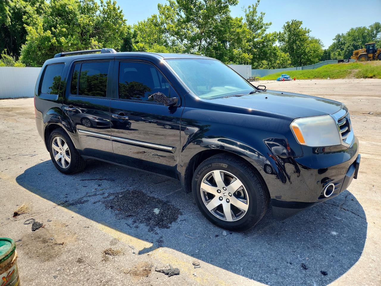 2015 Honda Pilot Touring Black vin: 5FNYF4H94FB047845