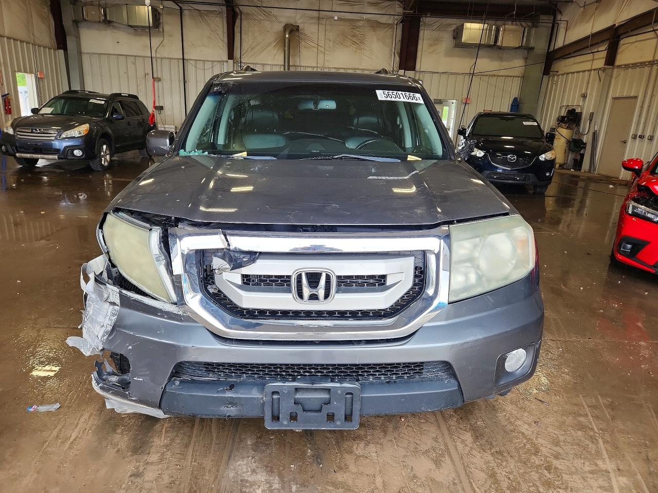 2011 Honda Pilot Touring Gray vin: 5FNYF4H95BB037366