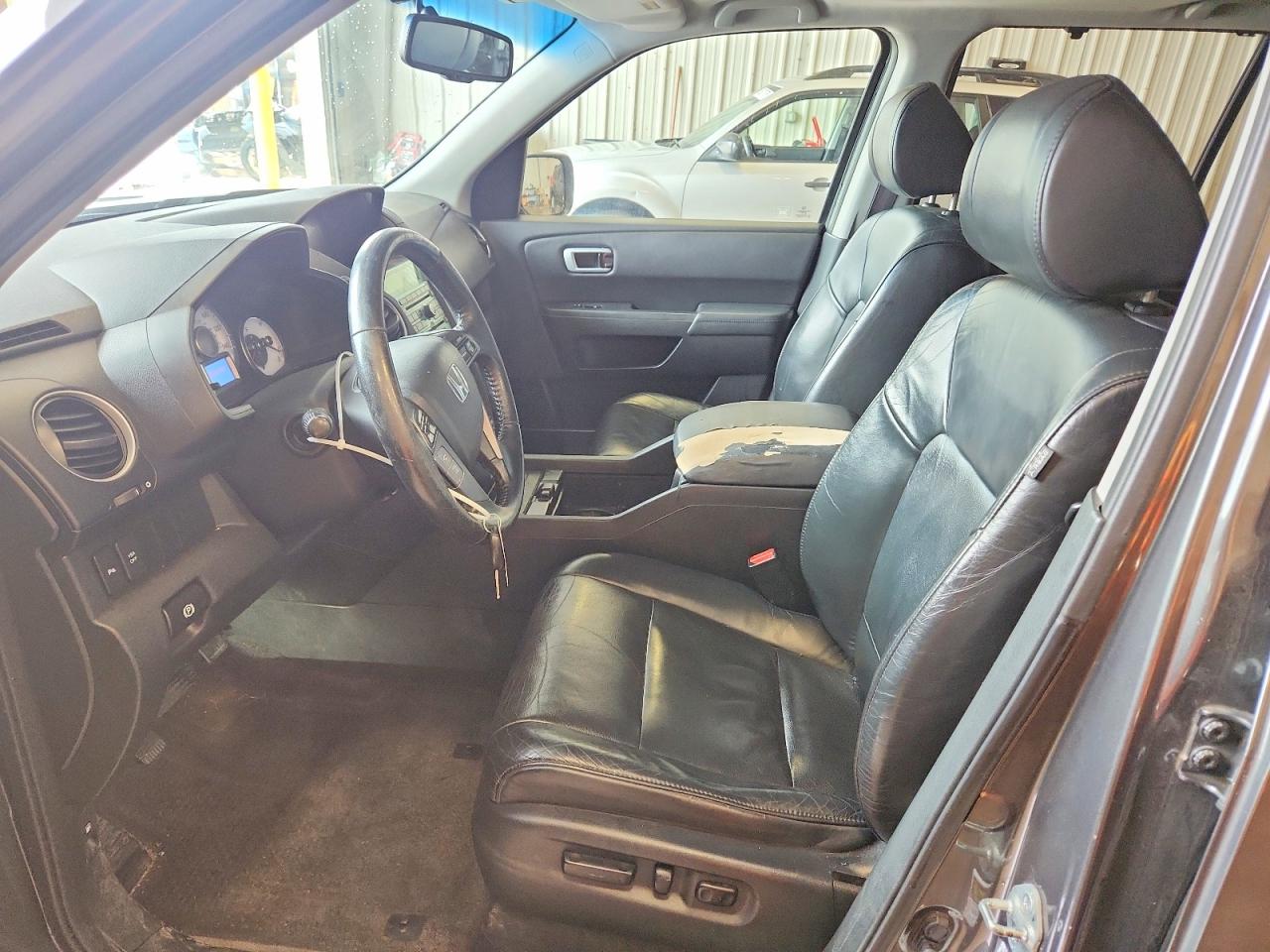 2011 Honda Pilot Touring Gray vin: 5FNYF4H95BB037366