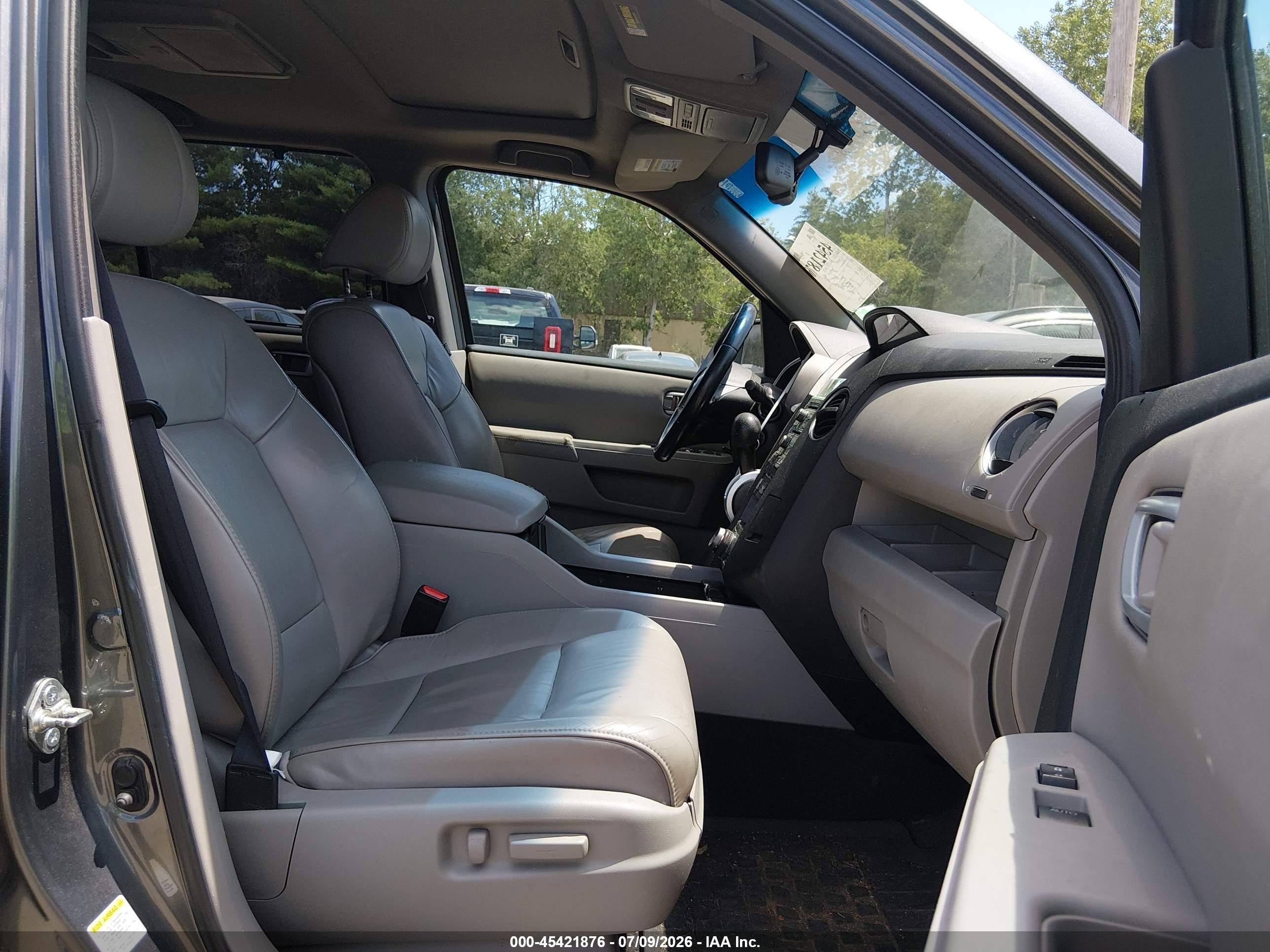 2011 Honda Pilot Touring Gray vin: 5FNYF4H95BB042244