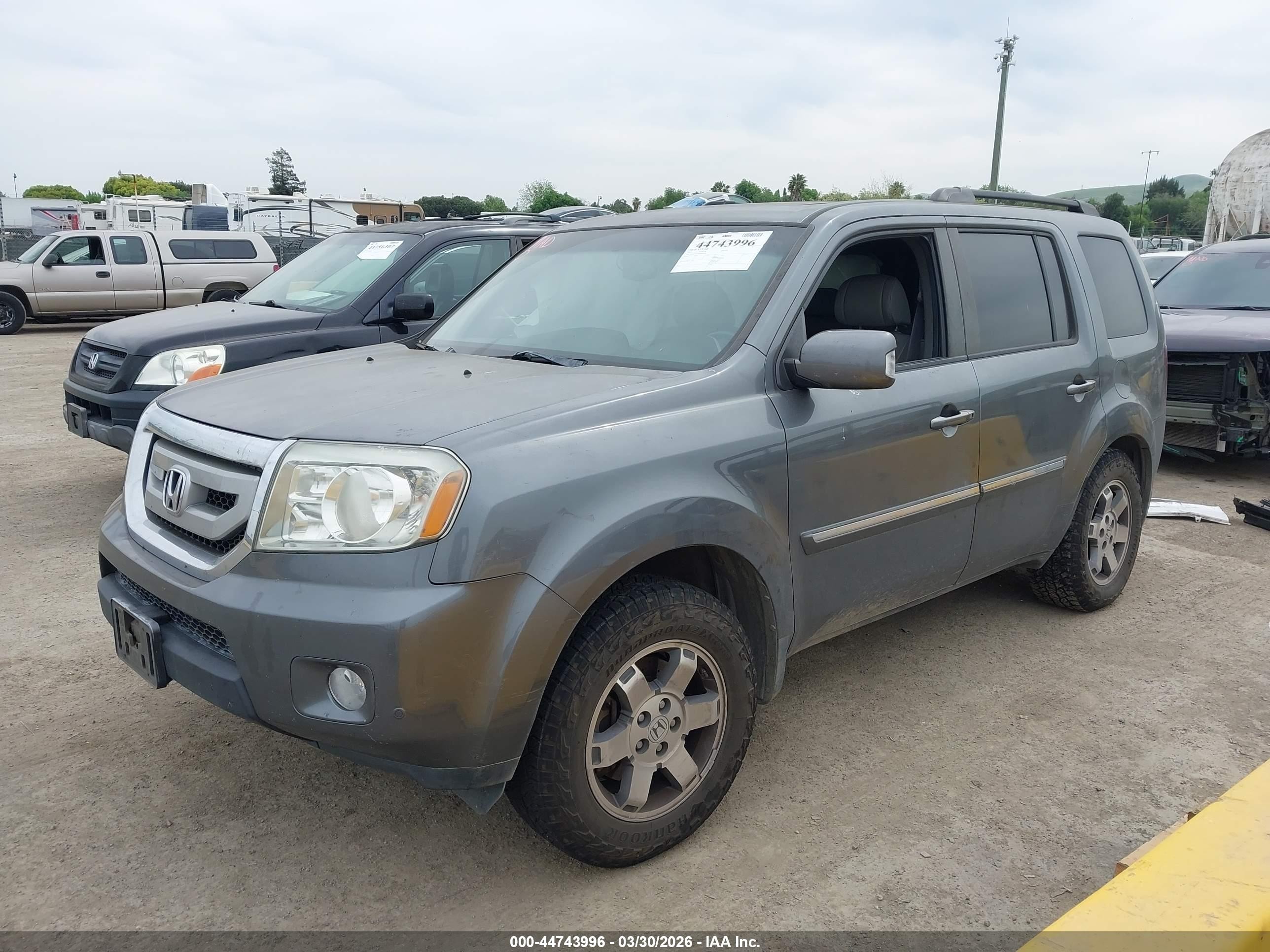 2011 Honda Pilot Touring Серый vin: 5FNYF4H95BB090634