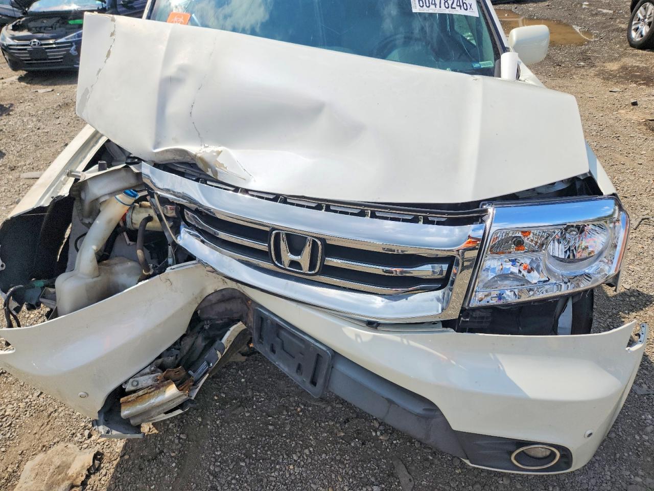 2012 Honda Pilot Touring White vin: 5FNYF4H95CB018155