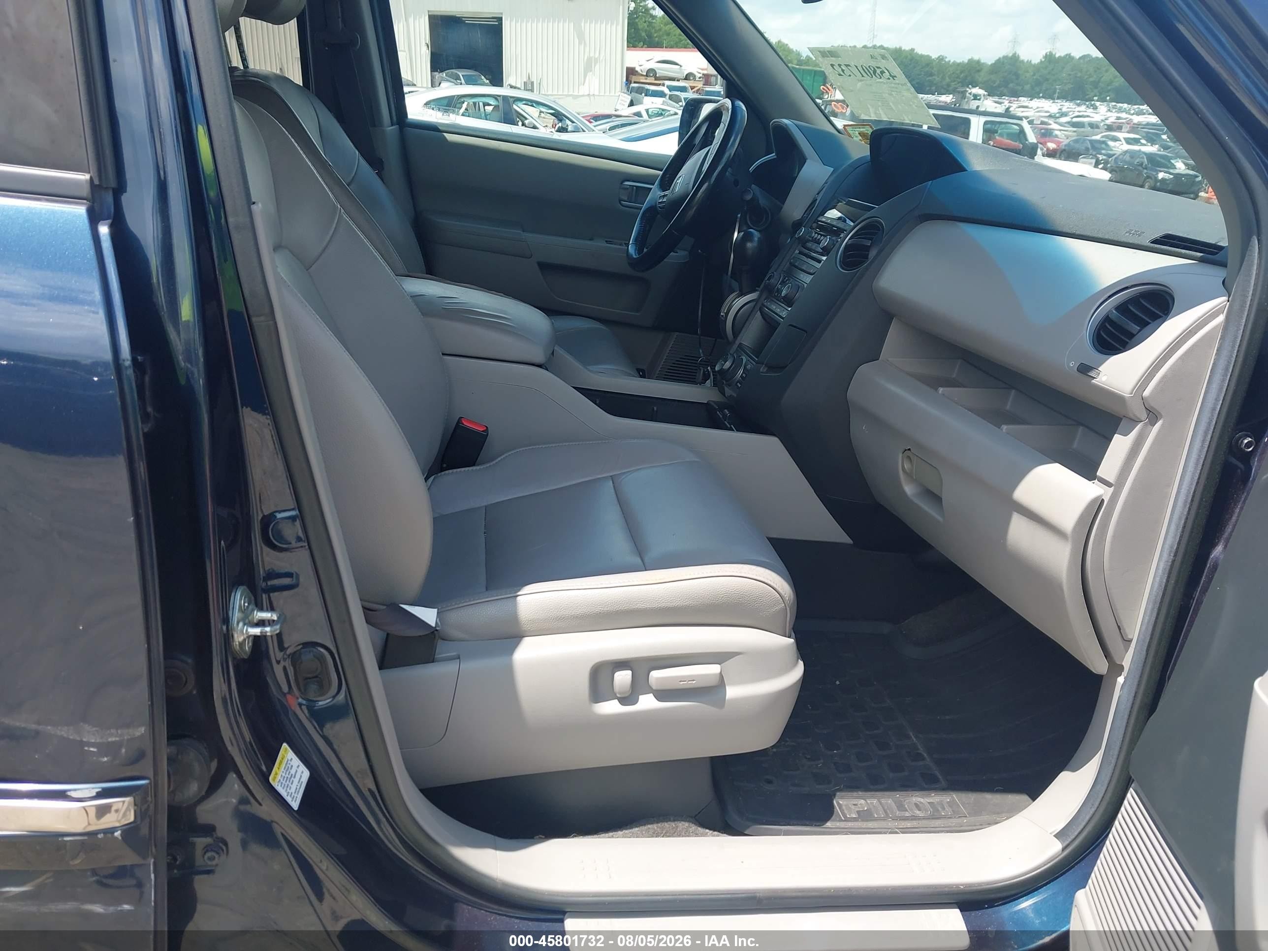 2012 Honda Pilot Touring Blue vin: 5FNYF4H95CB057036