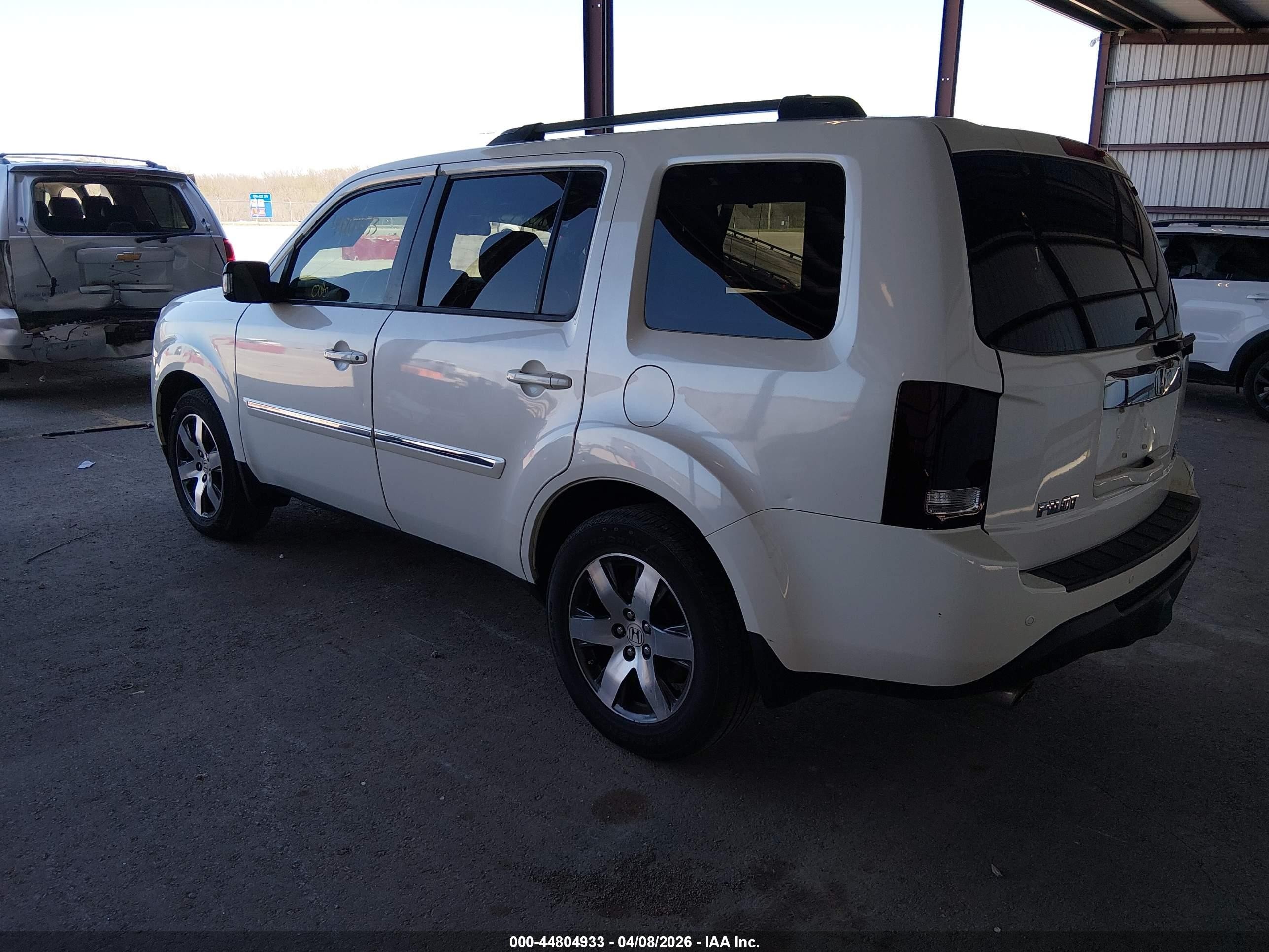 2012 Honda Pilot Touring White vin: 5FNYF4H95CB058994