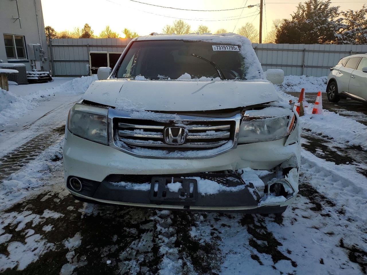 2012 Honda Pilot Белый vin: 5FNYF4H95CB065606
