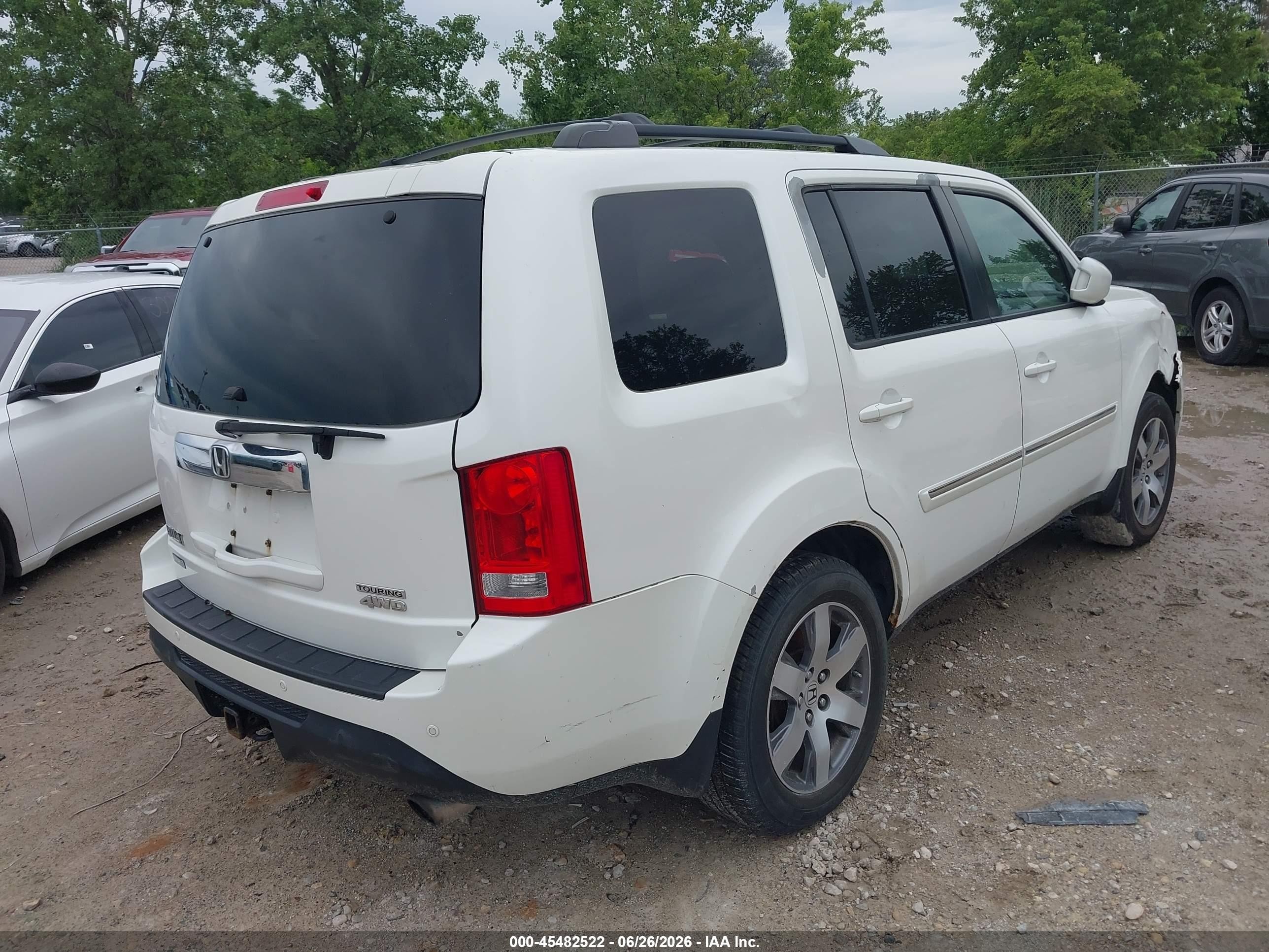2013 Honda Pilot Touring White vin: 5FNYF4H95DB035975