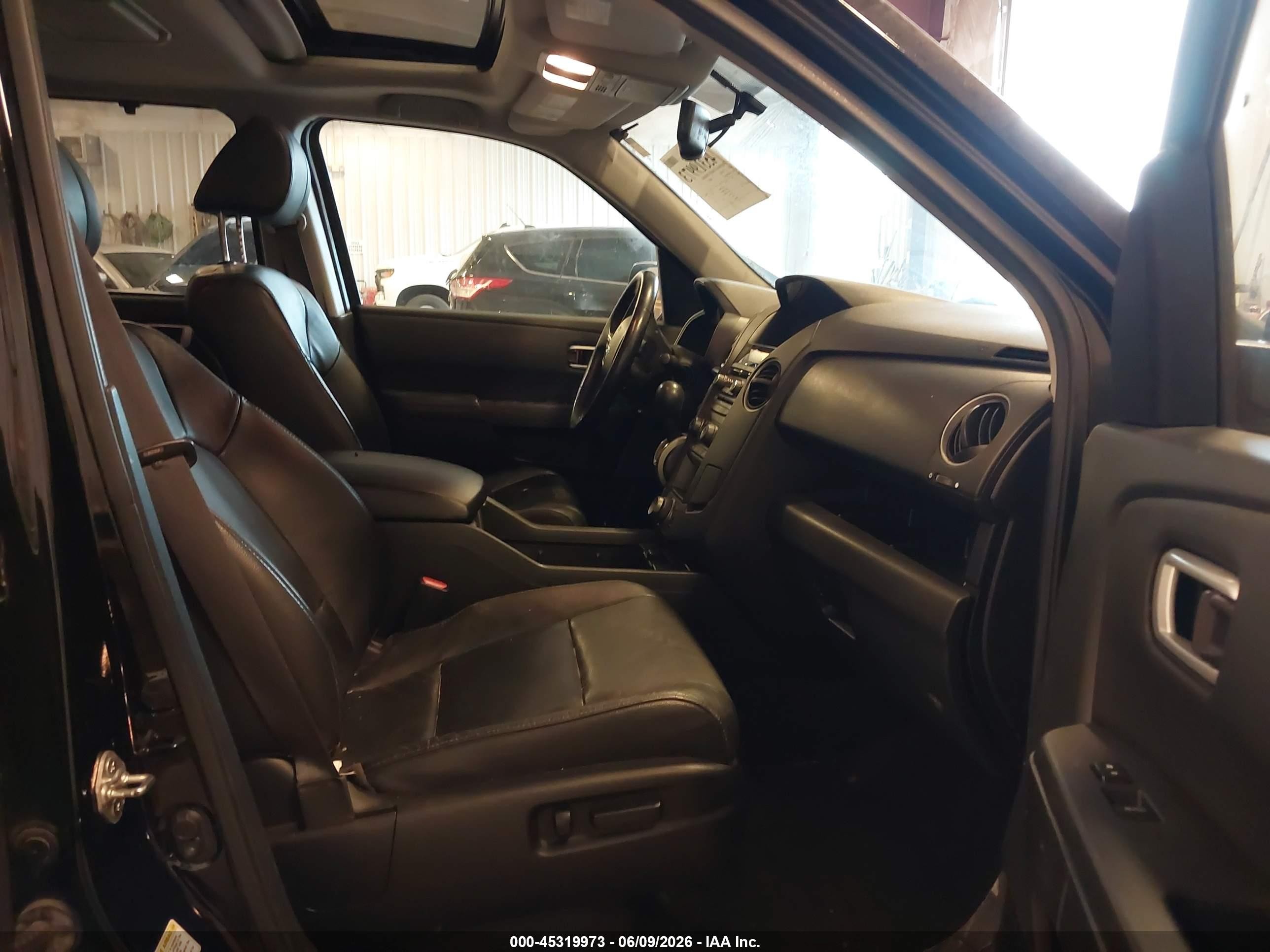 2013 Honda Pilot Touring Black vin: 5FNYF4H95DB045227