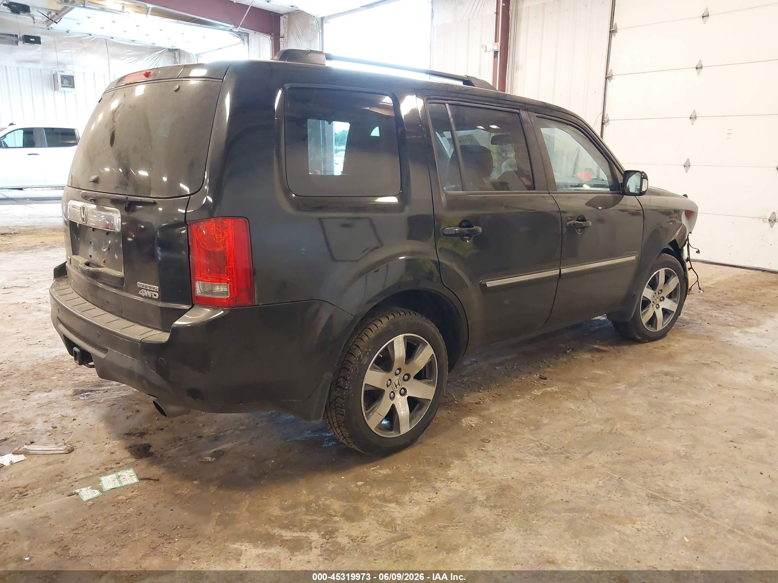 2013 Honda Pilot Touring Black vin: 5FNYF4H95DB045227