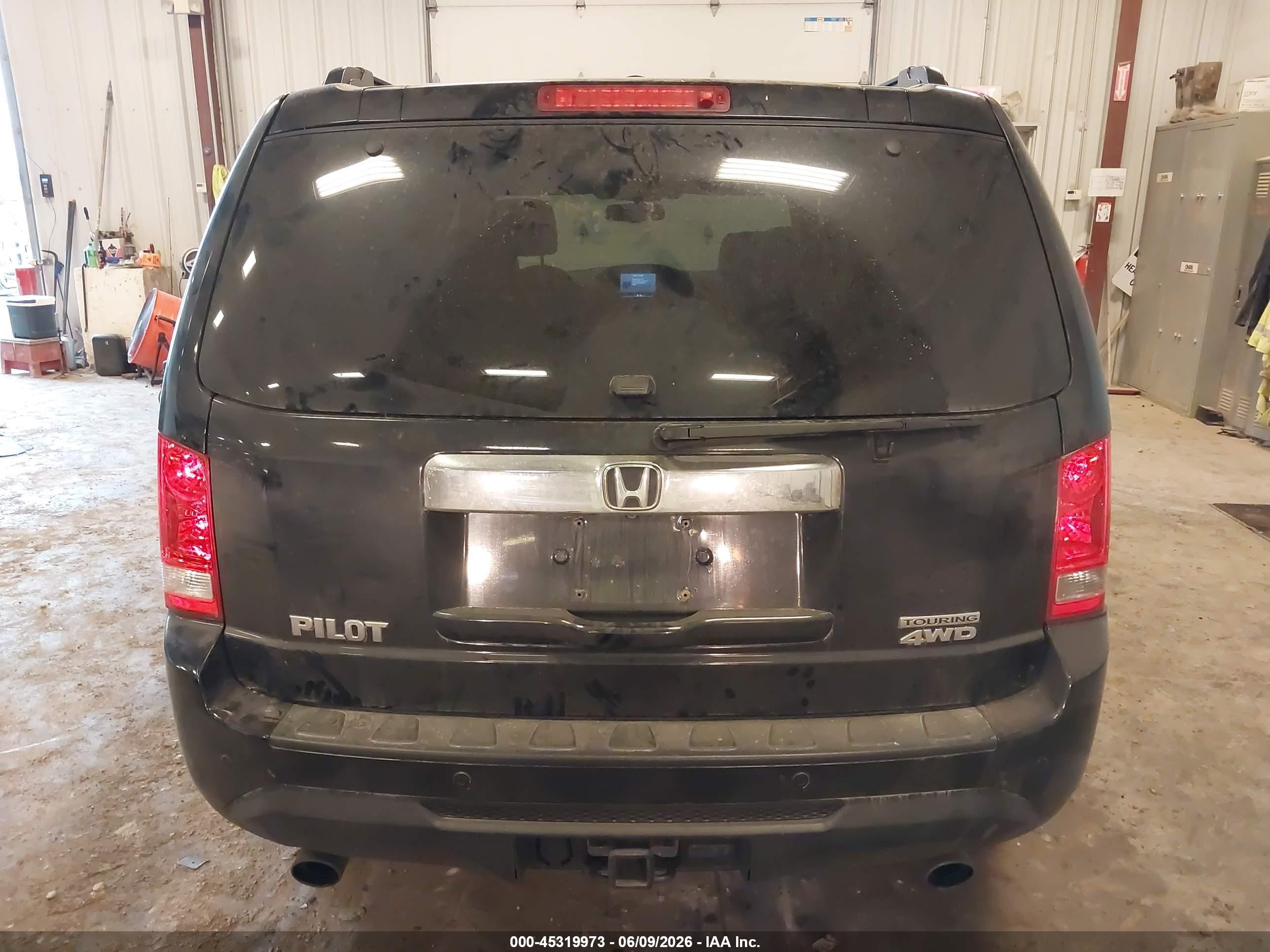 2013 Honda Pilot Touring Black vin: 5FNYF4H95DB045227