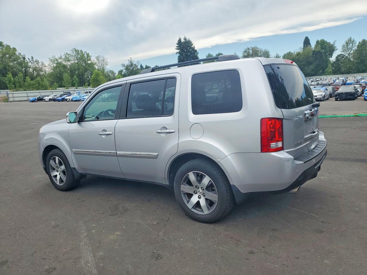 2013 Honda Pilot Touring Серебряный vin: 5FNYF4H95DB063470