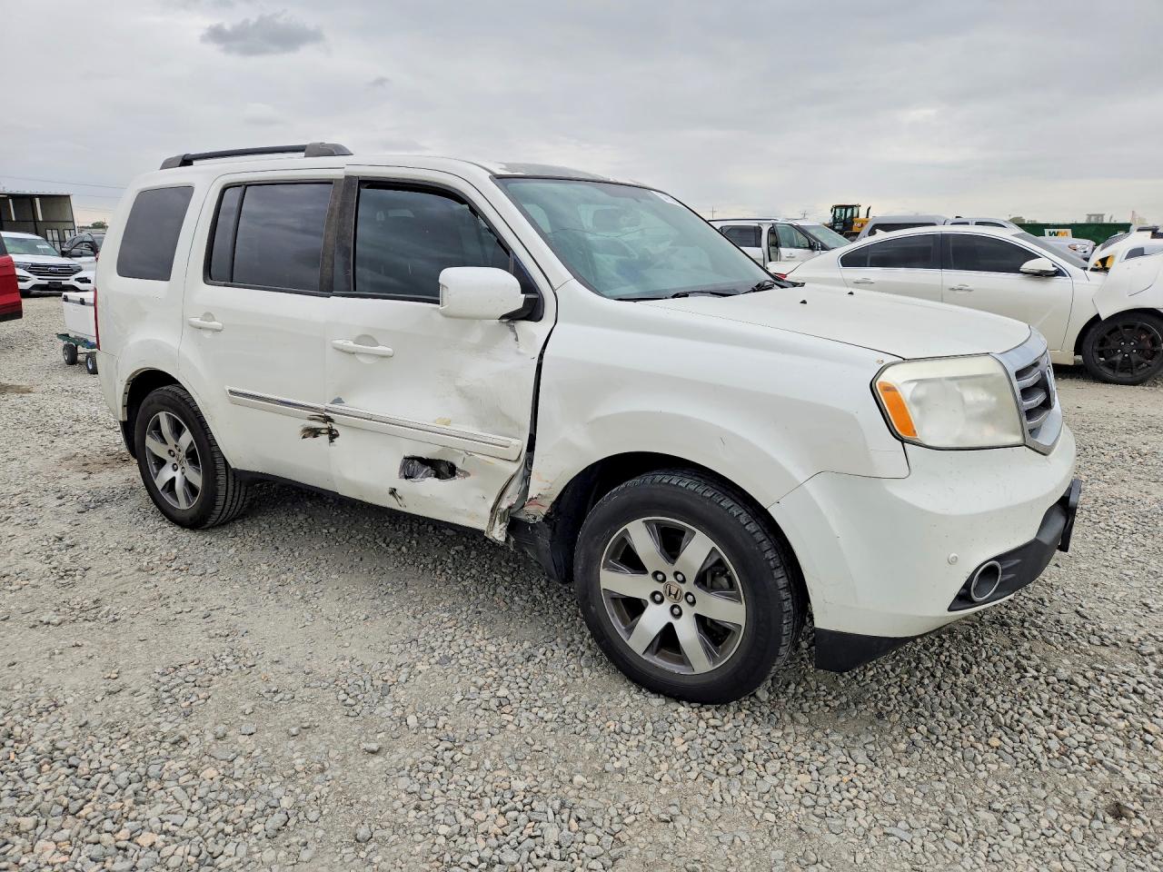 2014 Honda Pilot Touring White vin: 5FNYF4H95EB001441