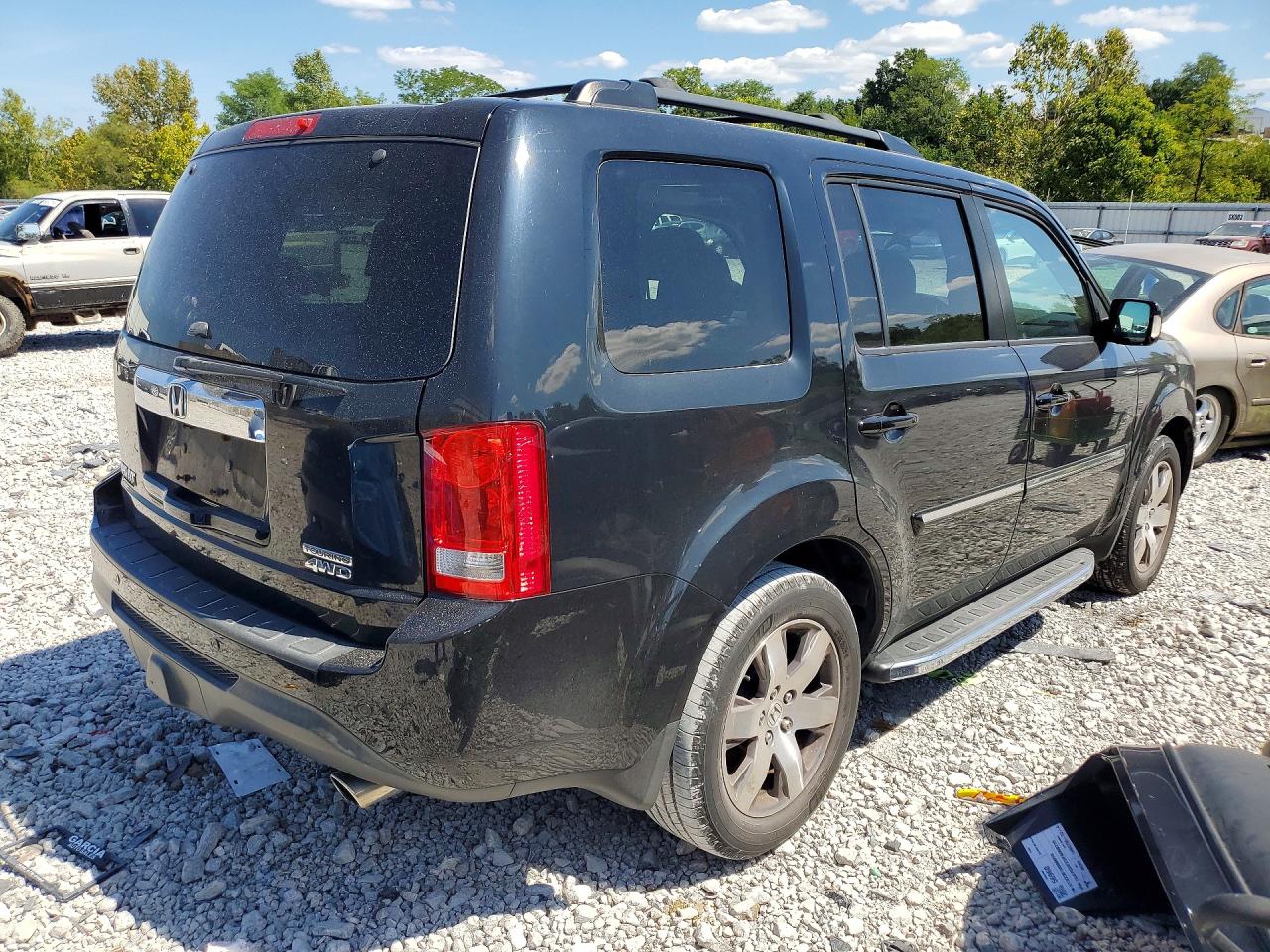 2014 Honda Pilot Touring Black vin: 5FNYF4H95EB029031