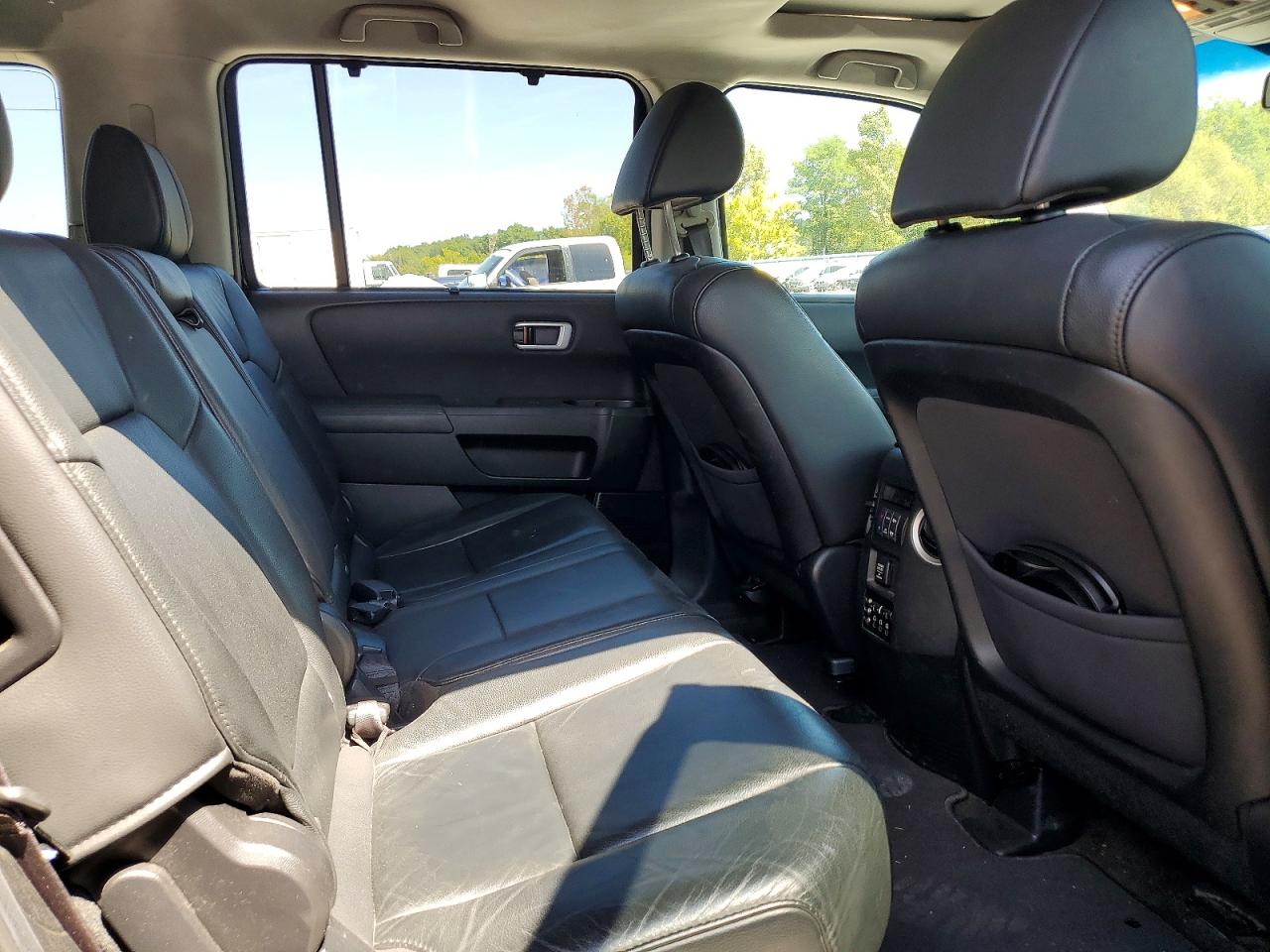 2014 Honda Pilot Touring Black vin: 5FNYF4H95EB029031