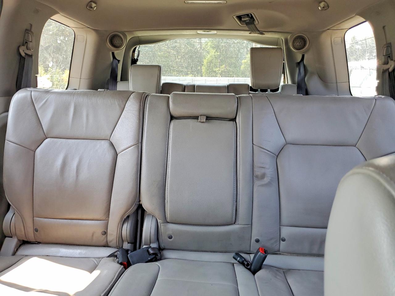 2014 Honda Pilot Touring Silver vin: 5FNYF4H95EB030017
