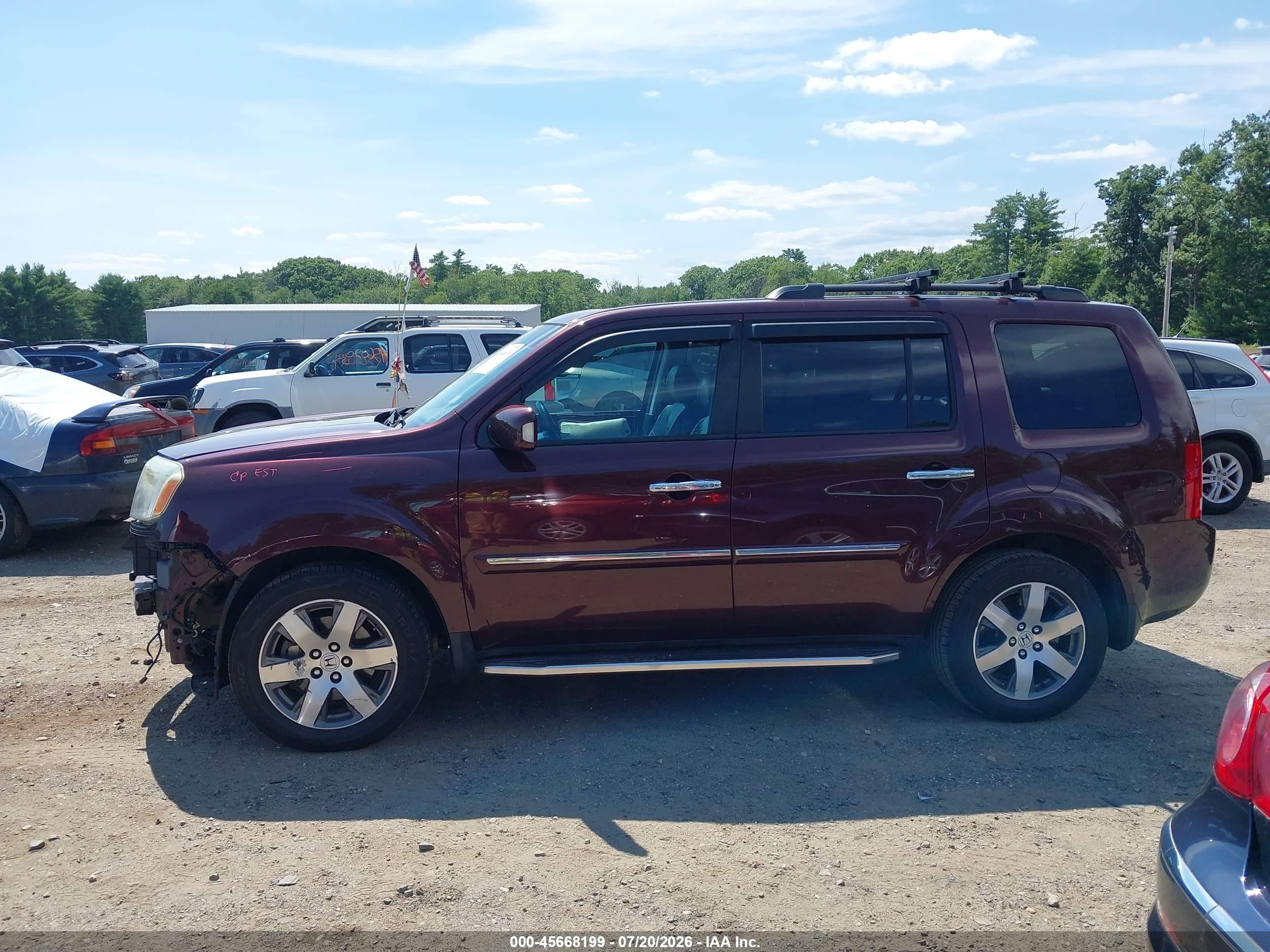 2014 Honda Pilot Touring Бордовый vin: 5FNYF4H95EB052356