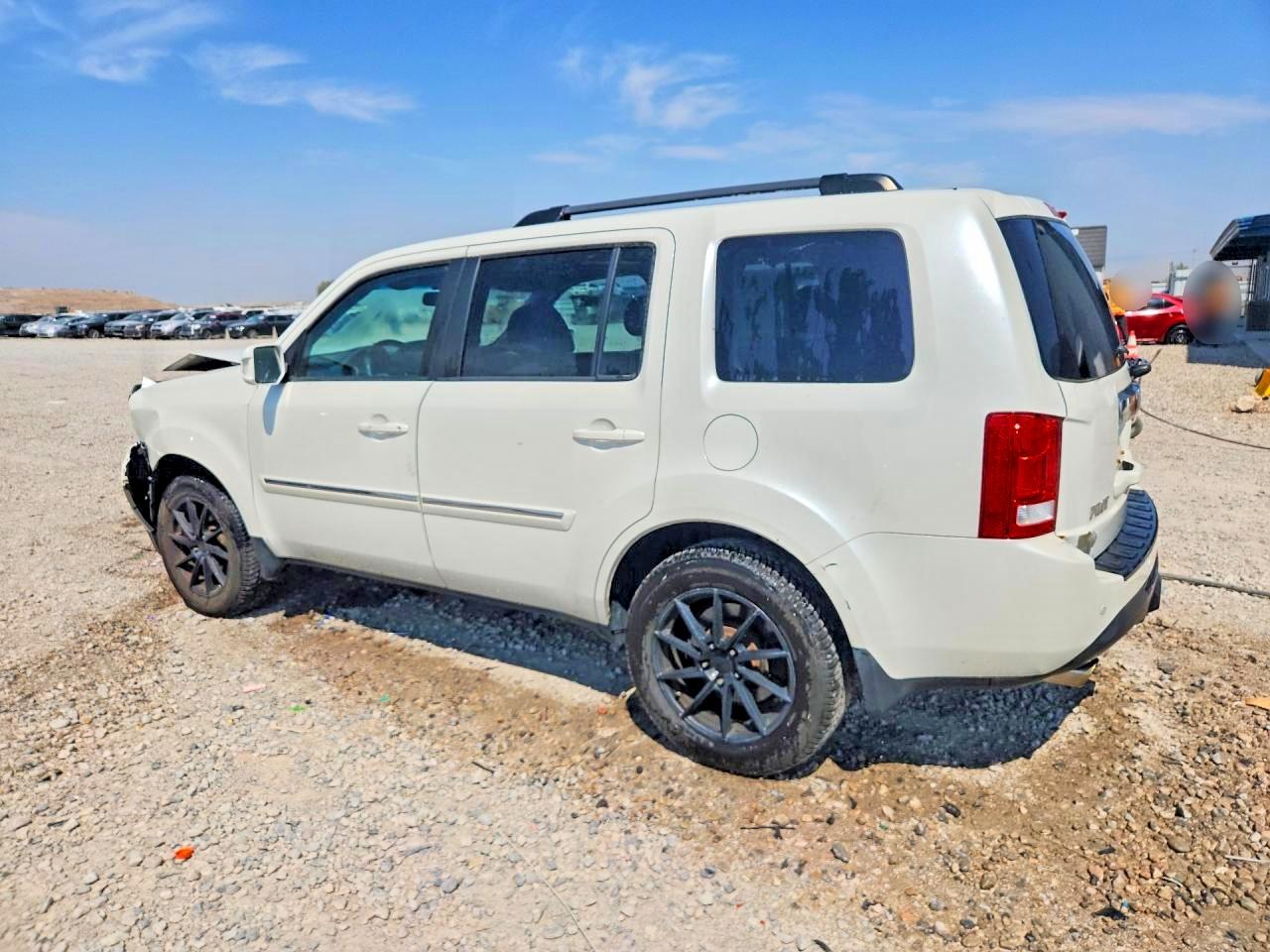 2015 Honda Pilot Touring Белый vin: 5FNYF4H95FB010254