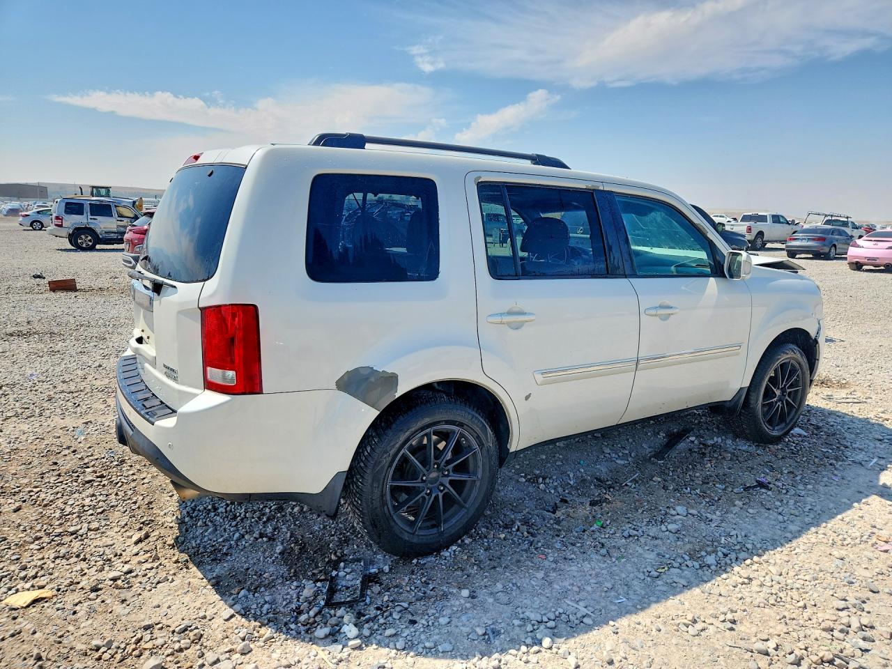 2015 Honda Pilot Touring Белый vin: 5FNYF4H95FB010254