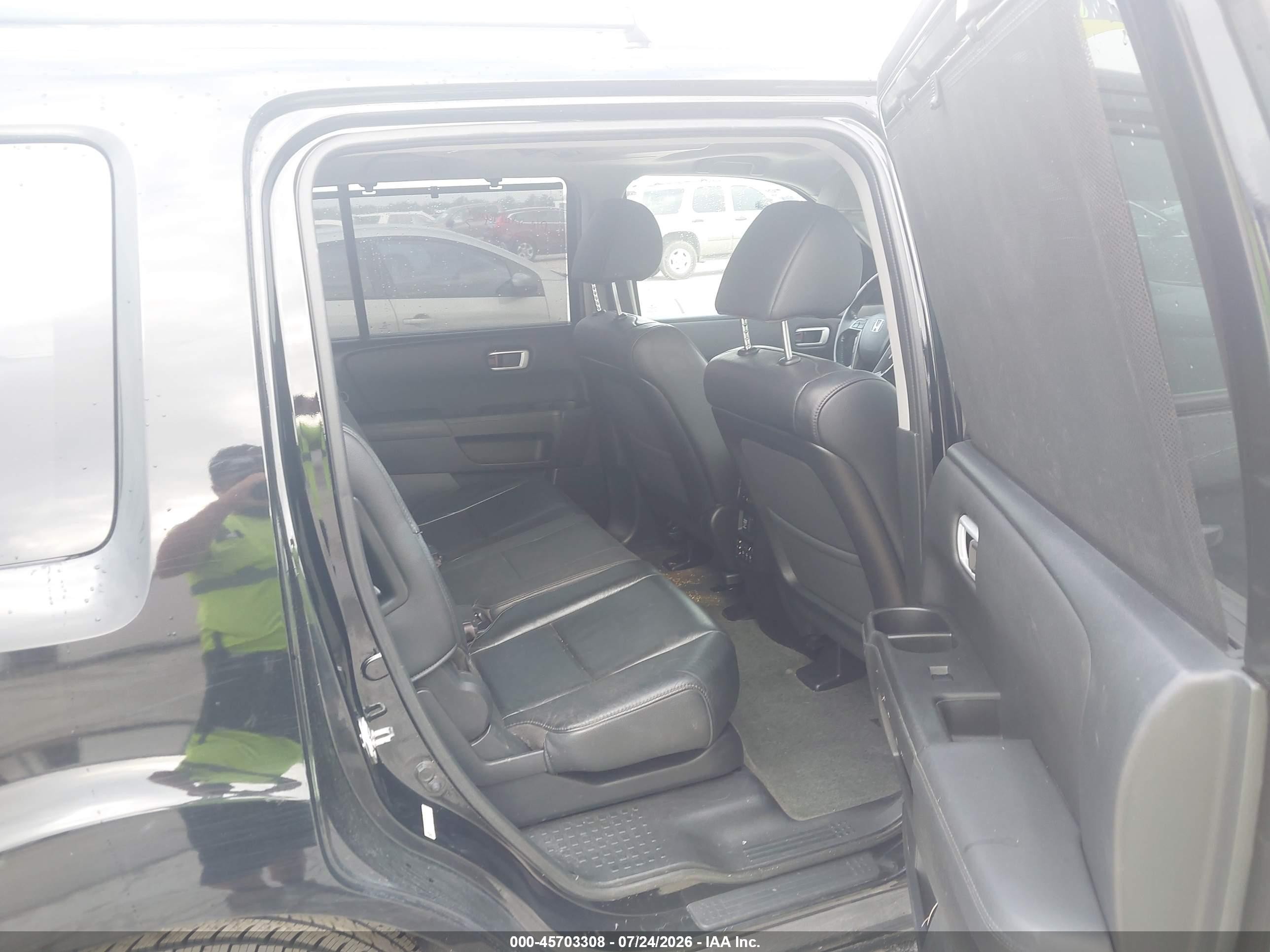 2015 Honda Pilot Touring Black vin: 5FNYF4H95FB071989