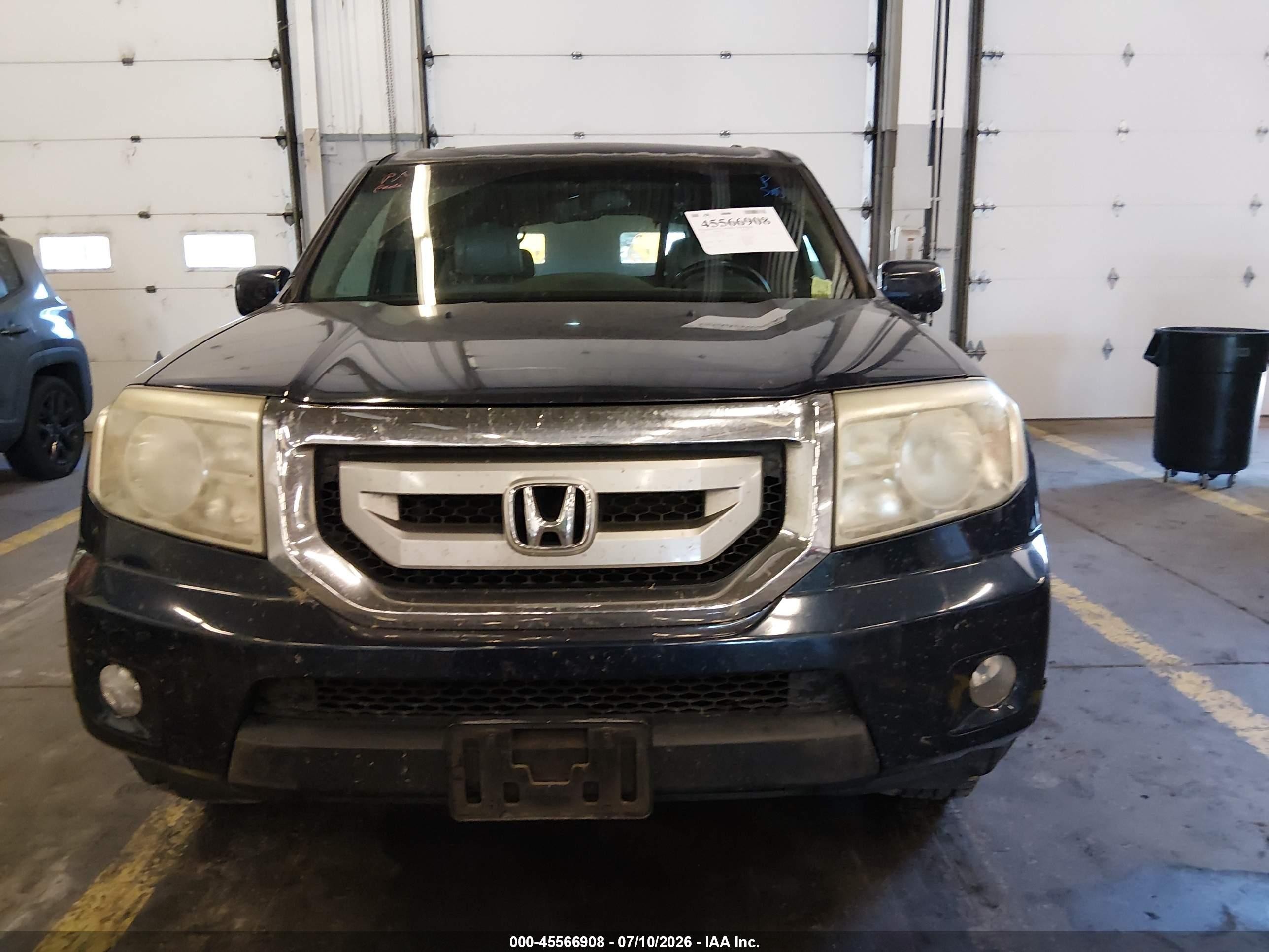 2010 Honda Pilot Touring Blue vin: 5FNYF4H96AB012684