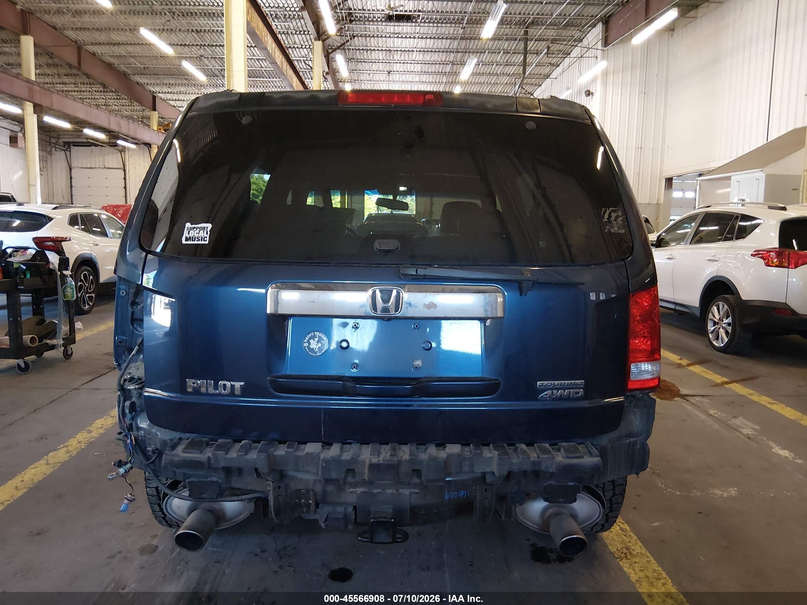 2010 Honda Pilot Touring Blue vin: 5FNYF4H96AB012684
