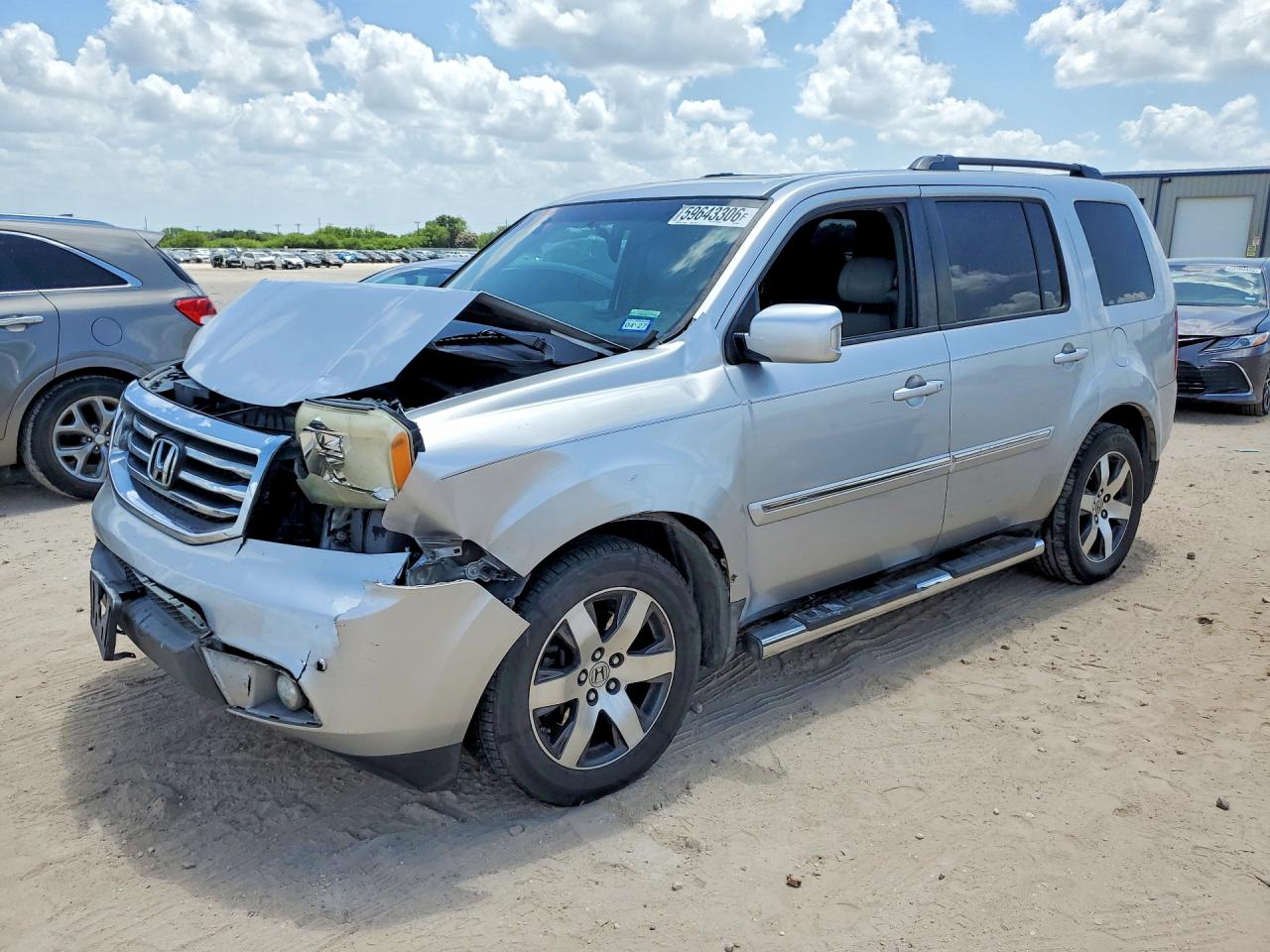 2012 Honda Pilot Touring Silver vin: 5FNYF4H96CB065212