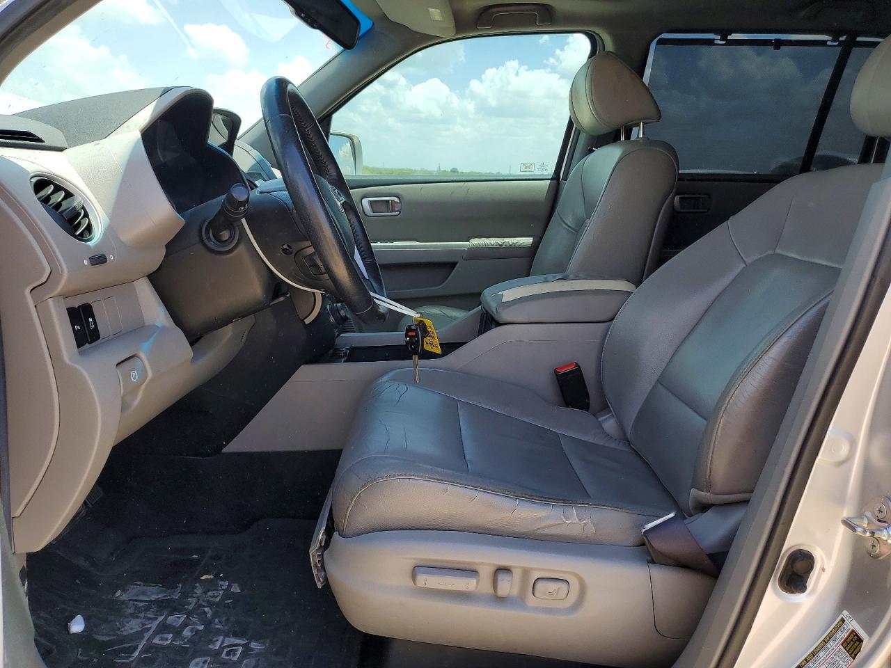 2012 Honda Pilot Touring Silver vin: 5FNYF4H96CB065212