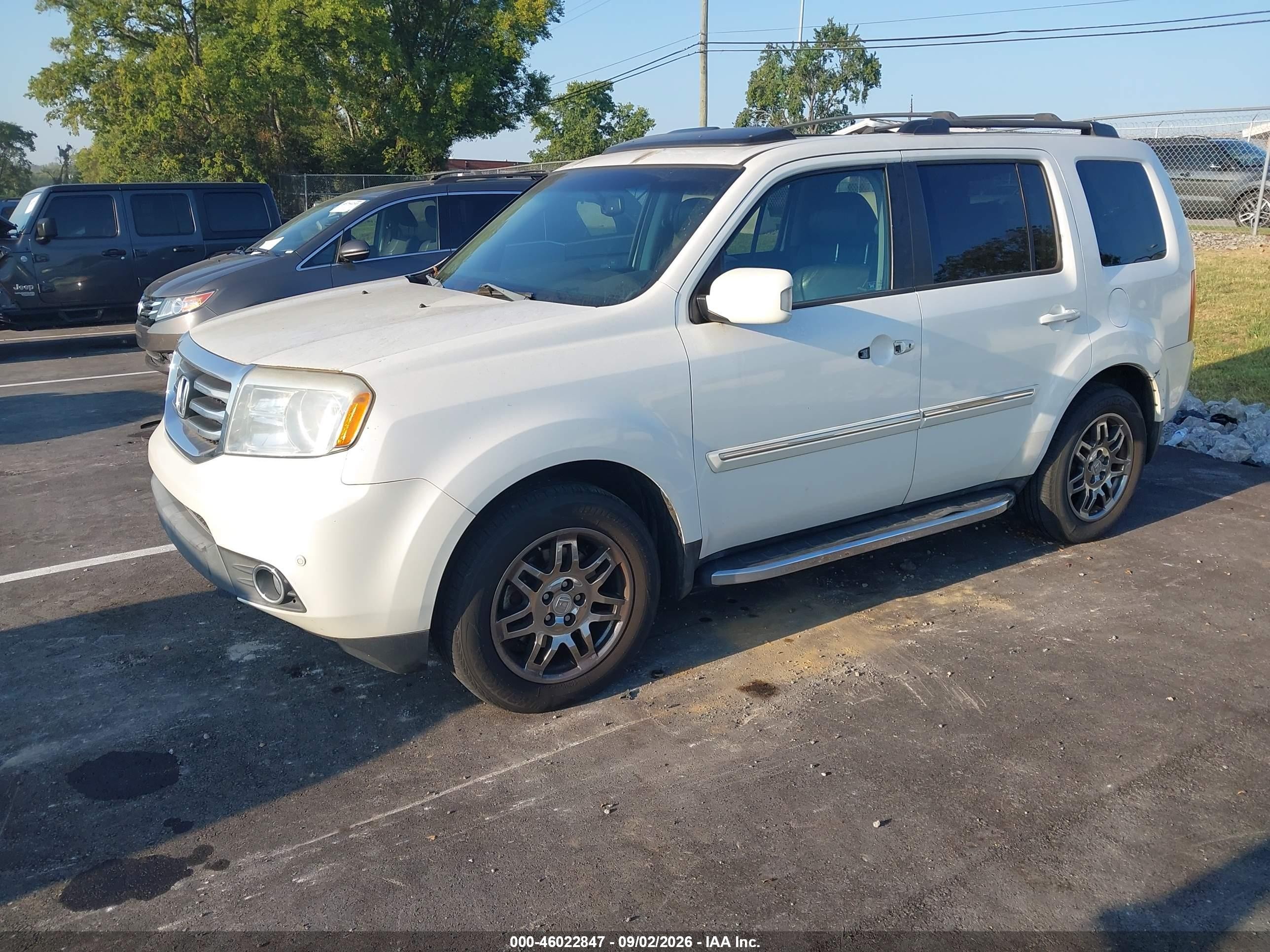 2012 Honda Pilot Touring White vin: 5FNYF4H96CB065582