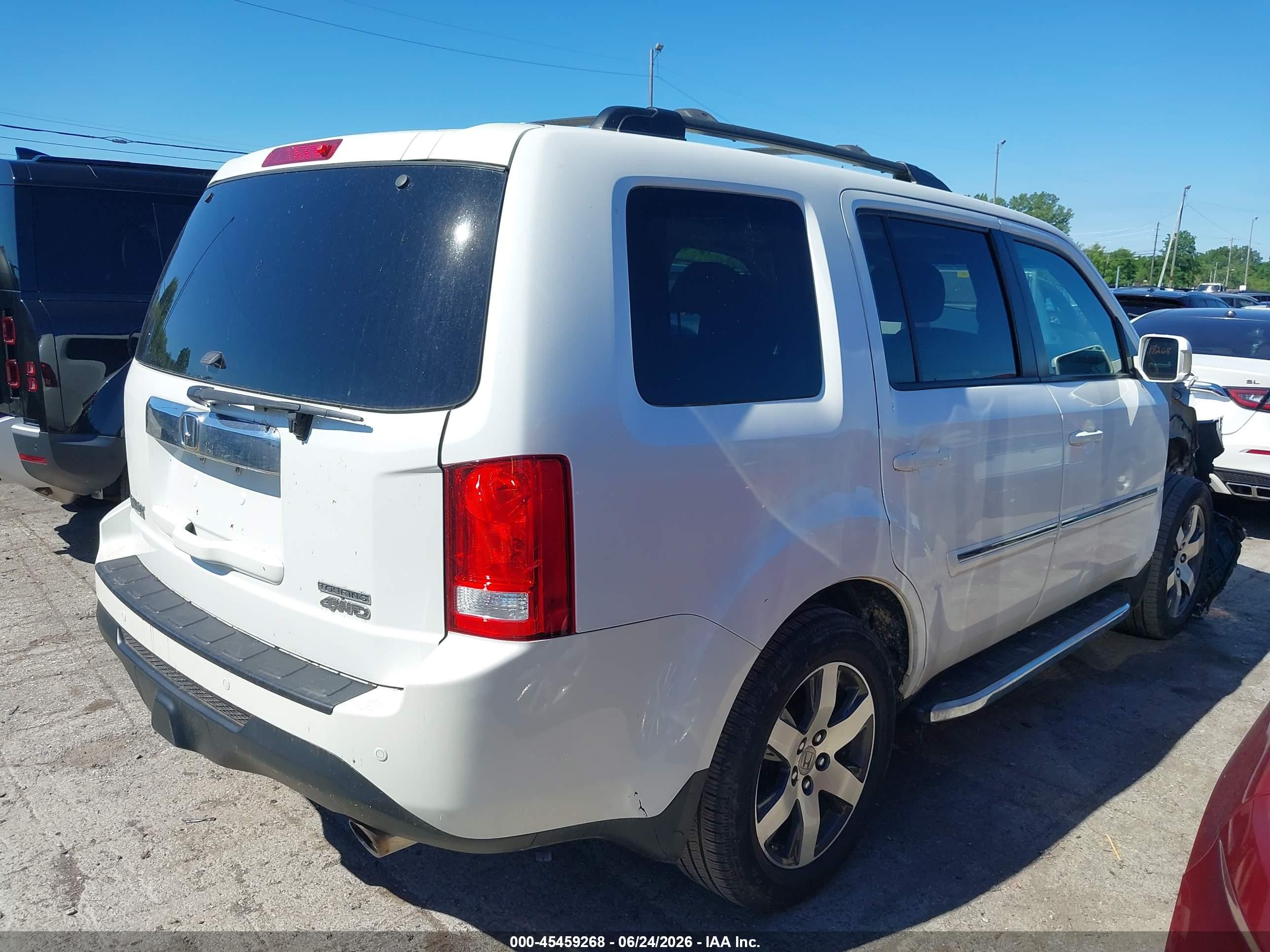 2012 Honda Pilot Touring White vin: 5FNYF4H96CB068451
