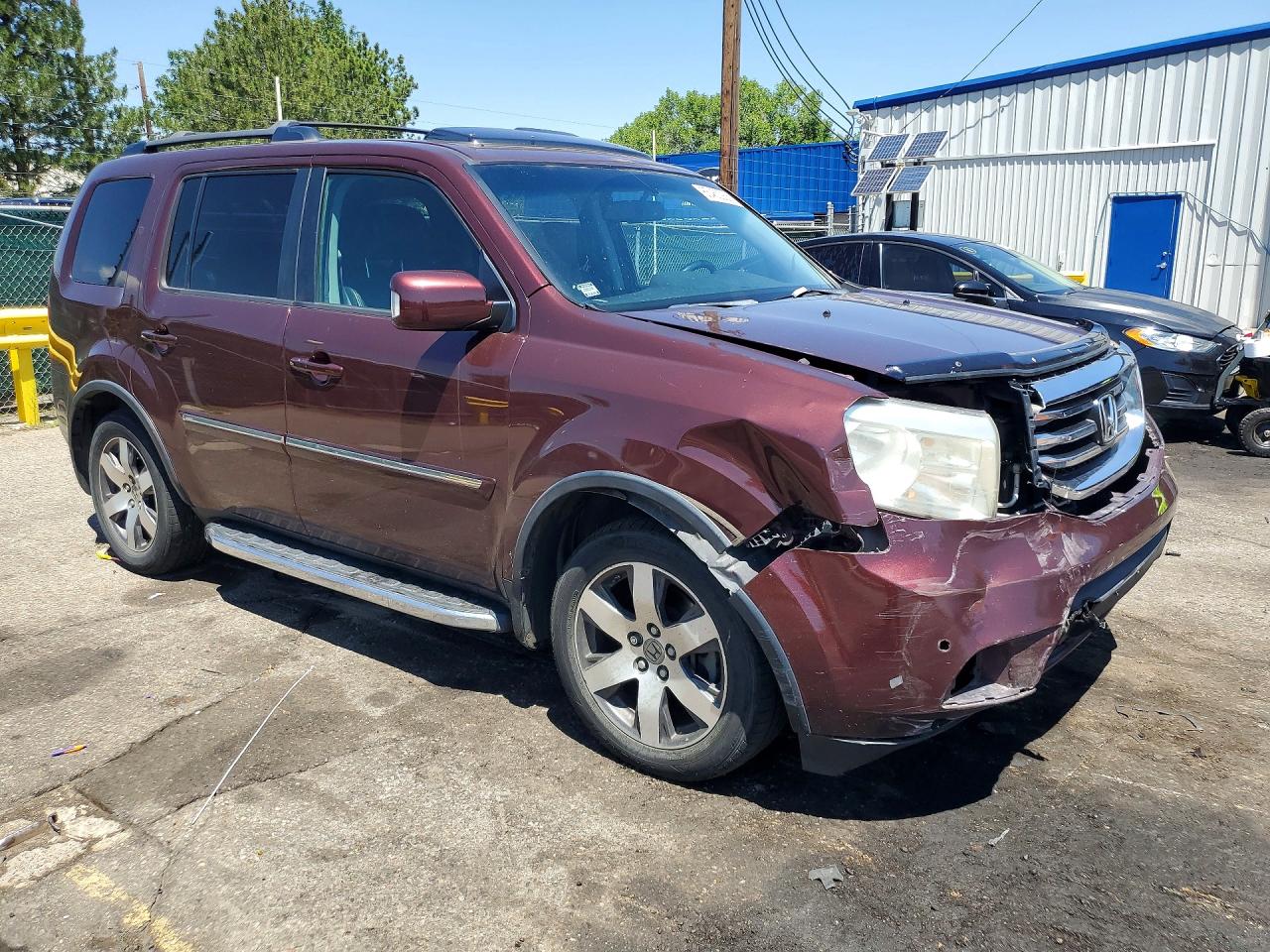2013 Honda Pilot Touring Burgundy vin: 5FNYF4H96DB017386