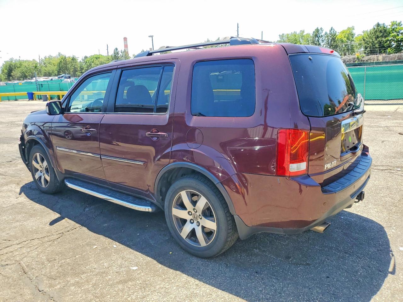 2013 Honda Pilot Touring Burgundy vin: 5FNYF4H96DB017386