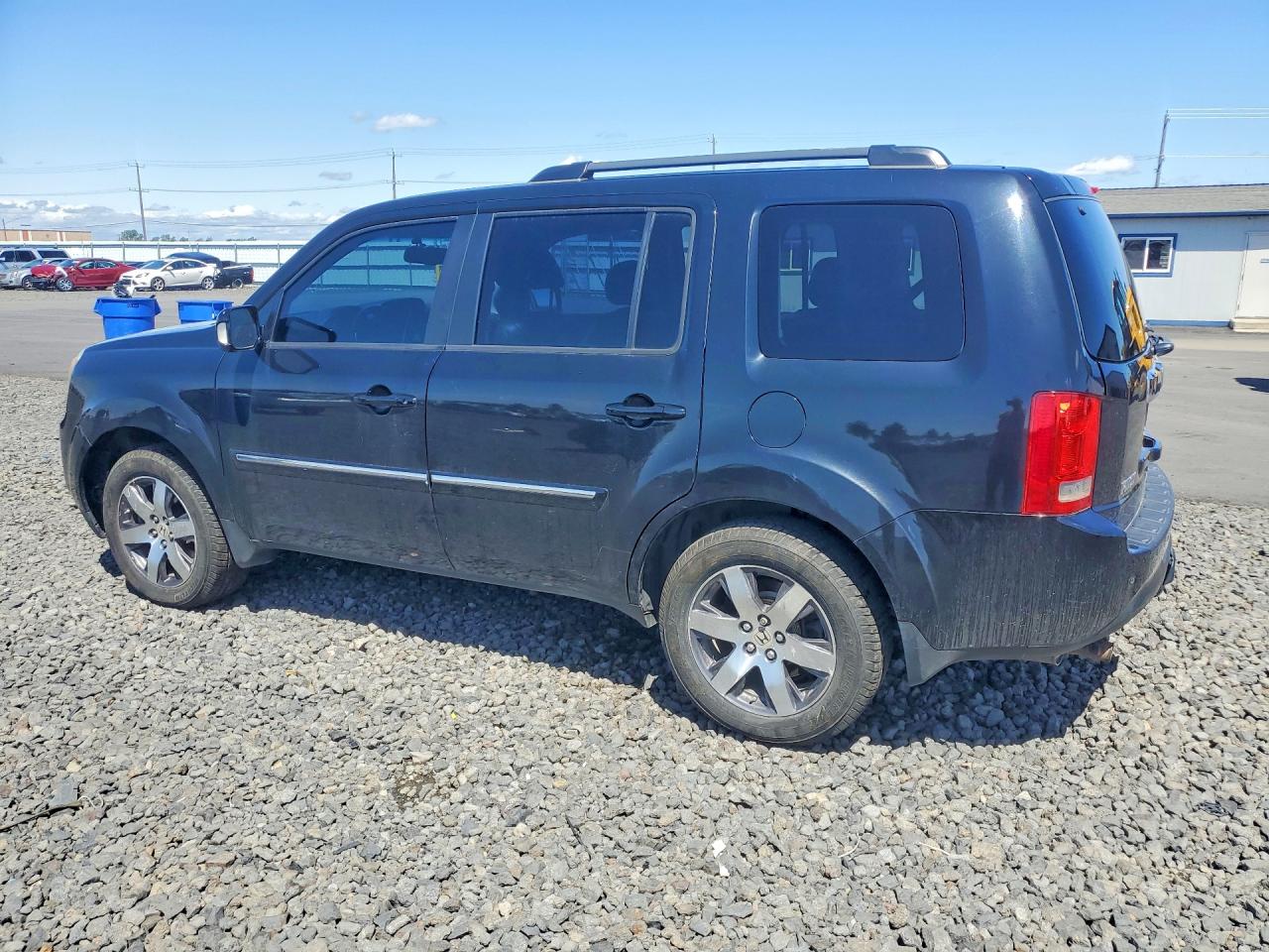 2013 Honda Pilot Touring Black vin: 5FNYF4H96DB017923