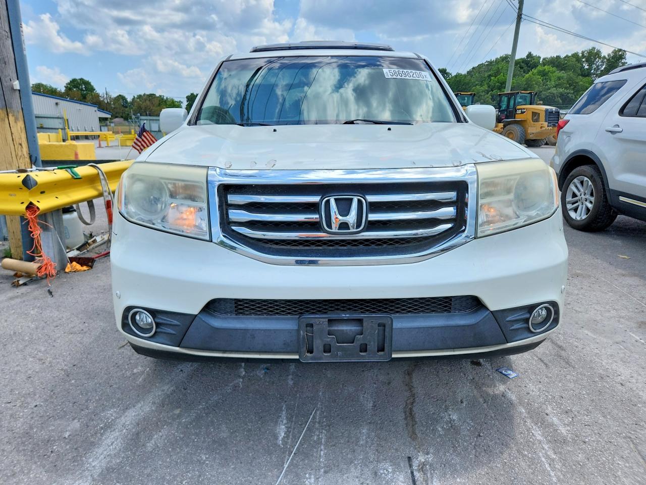 2013 Honda Pilot Touring White vin: 5FNYF4H96DB029893