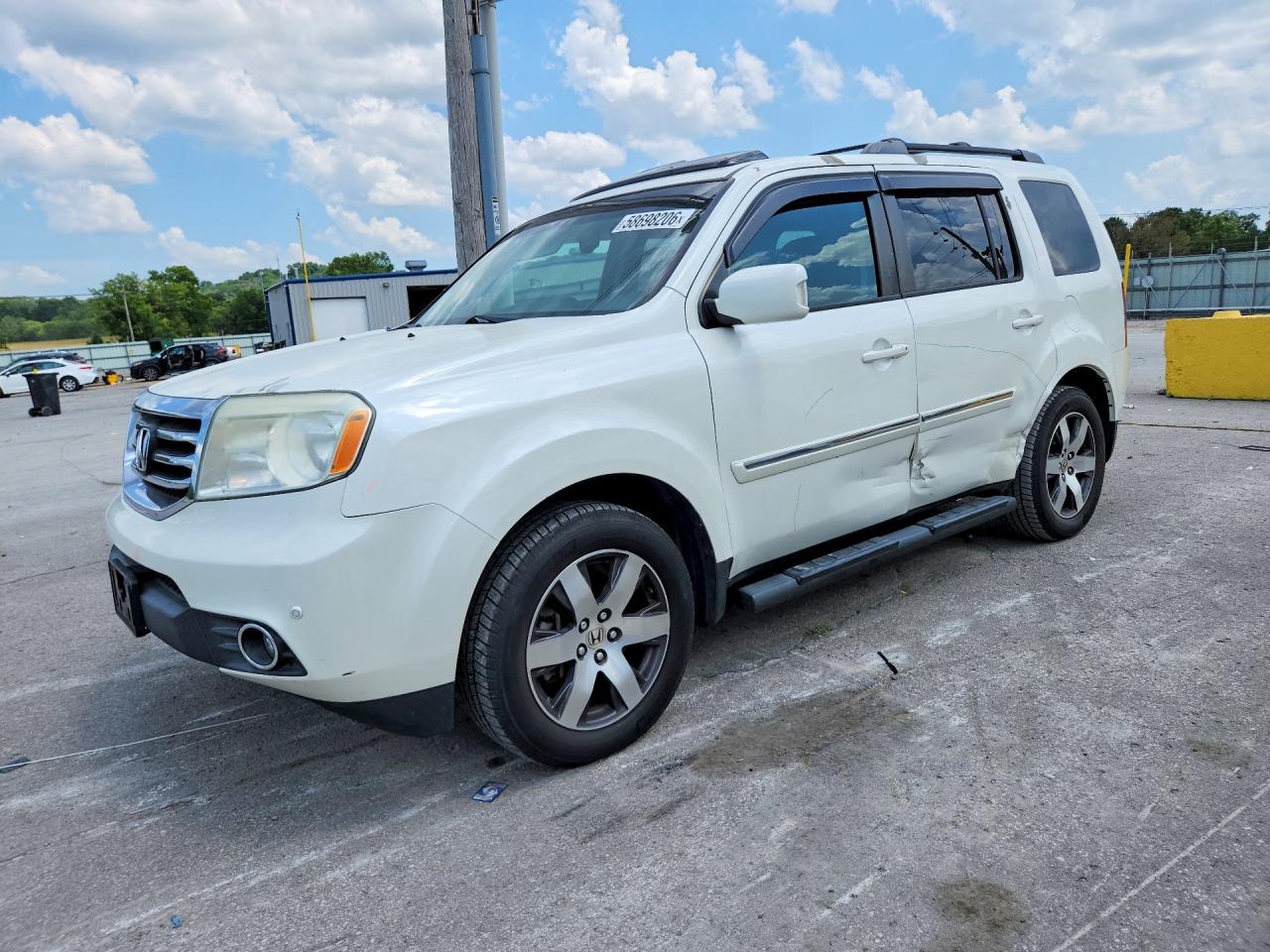 2013 Honda Pilot Touring White vin: 5FNYF4H96DB029893