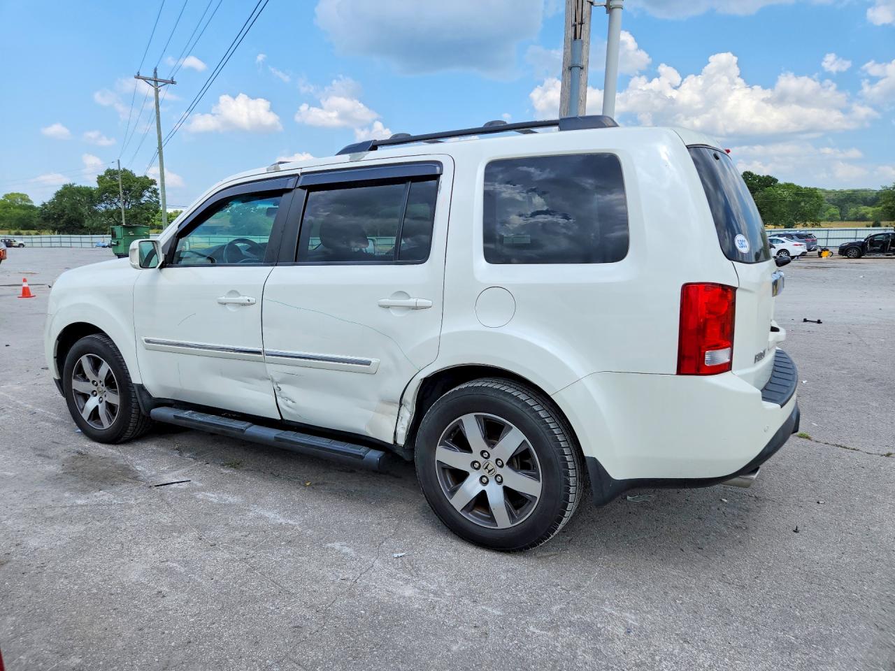 2013 Honda Pilot Touring White vin: 5FNYF4H96DB029893
