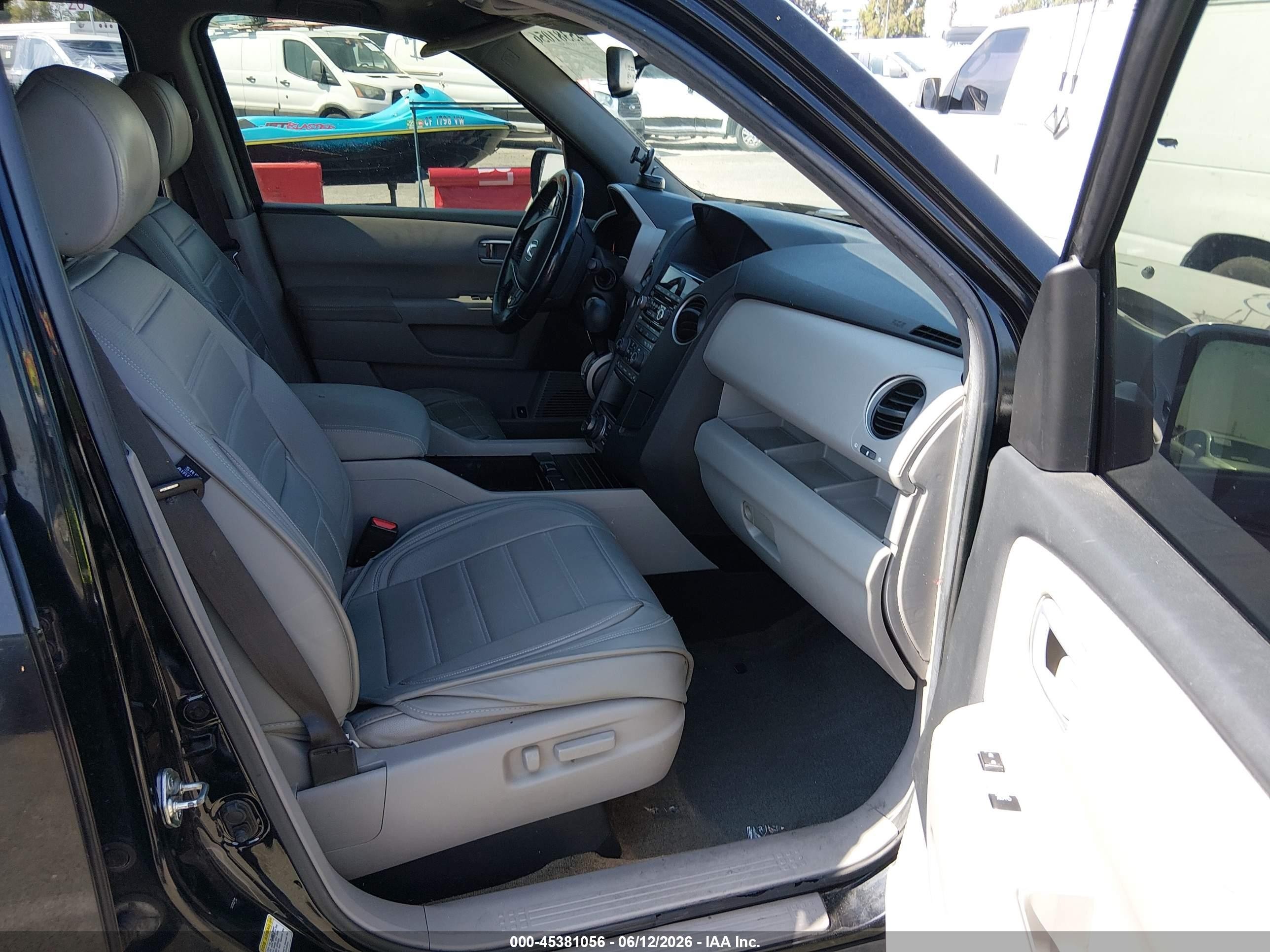 2013 Honda Pilot Touring Black vin: 5FNYF4H96DB071481