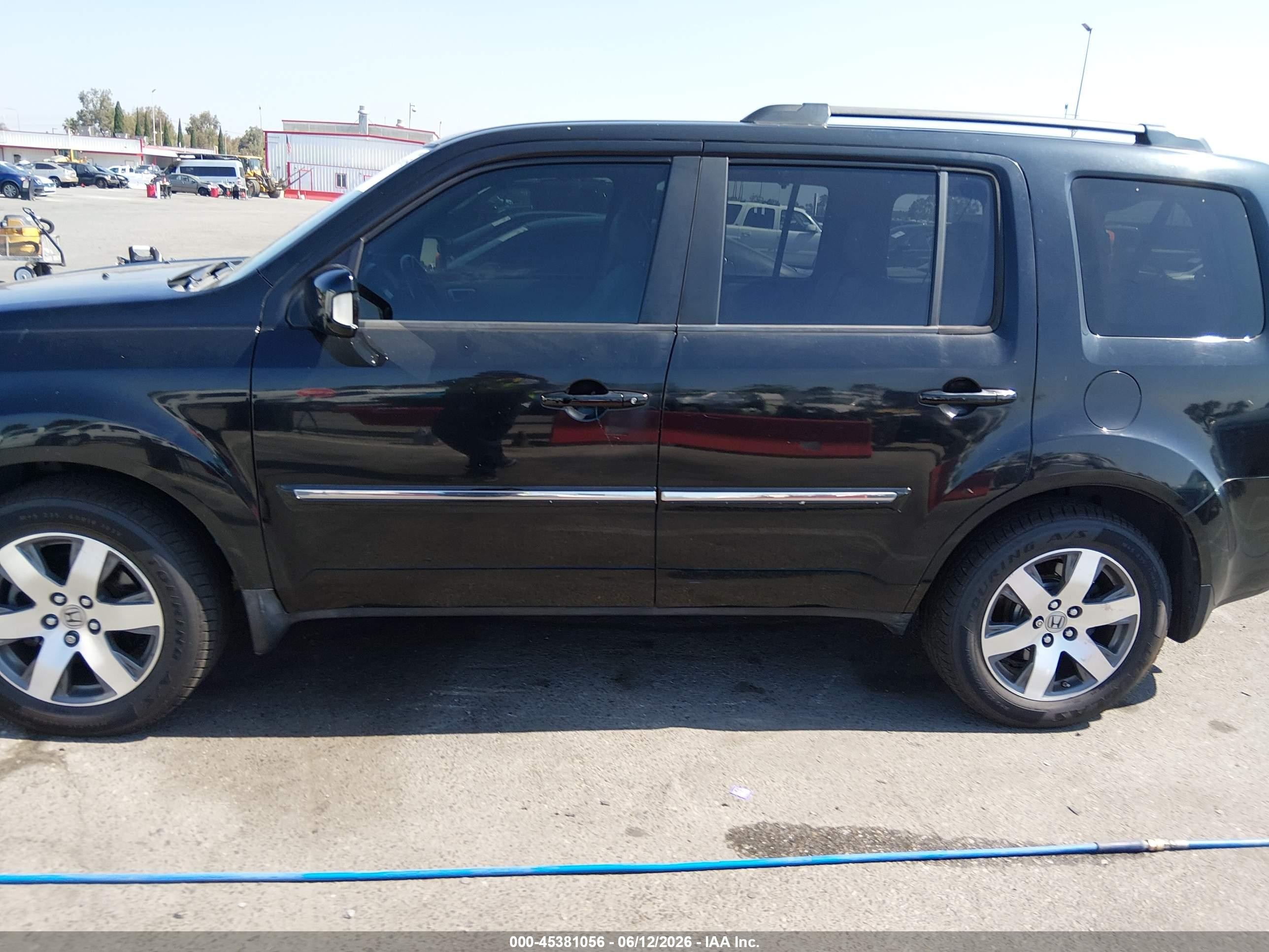 2013 Honda Pilot Touring Black vin: 5FNYF4H96DB071481