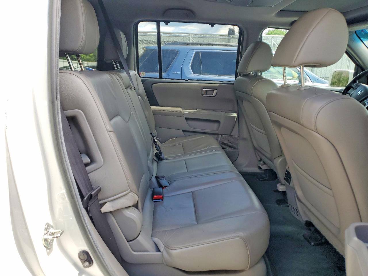 2014 Honda Pilot Touring White vin: 5FNYF4H96EB008561