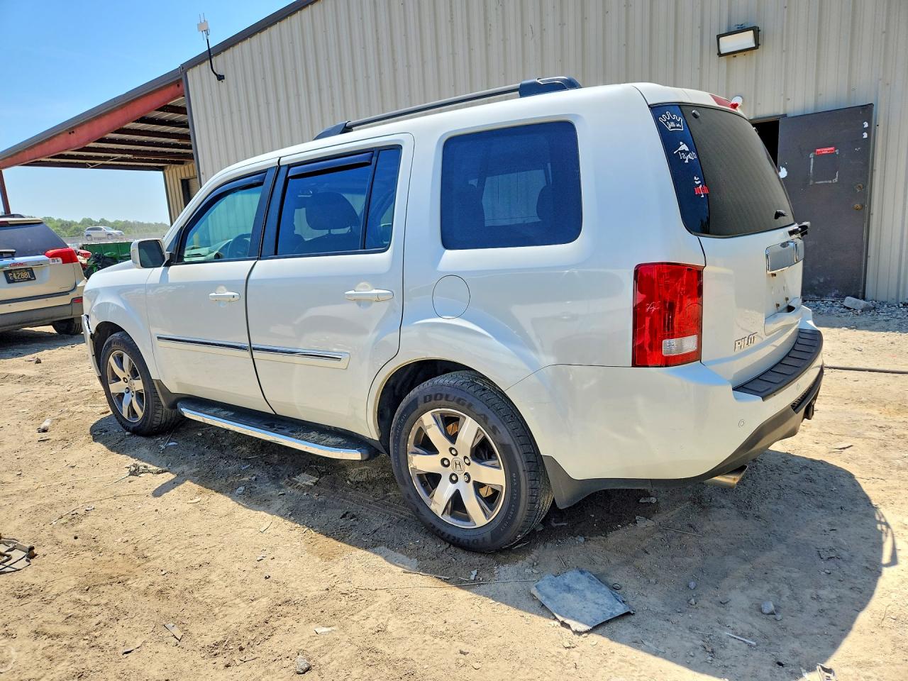 2014 Honda Pilot Touring White vin: 5FNYF4H96EB042001