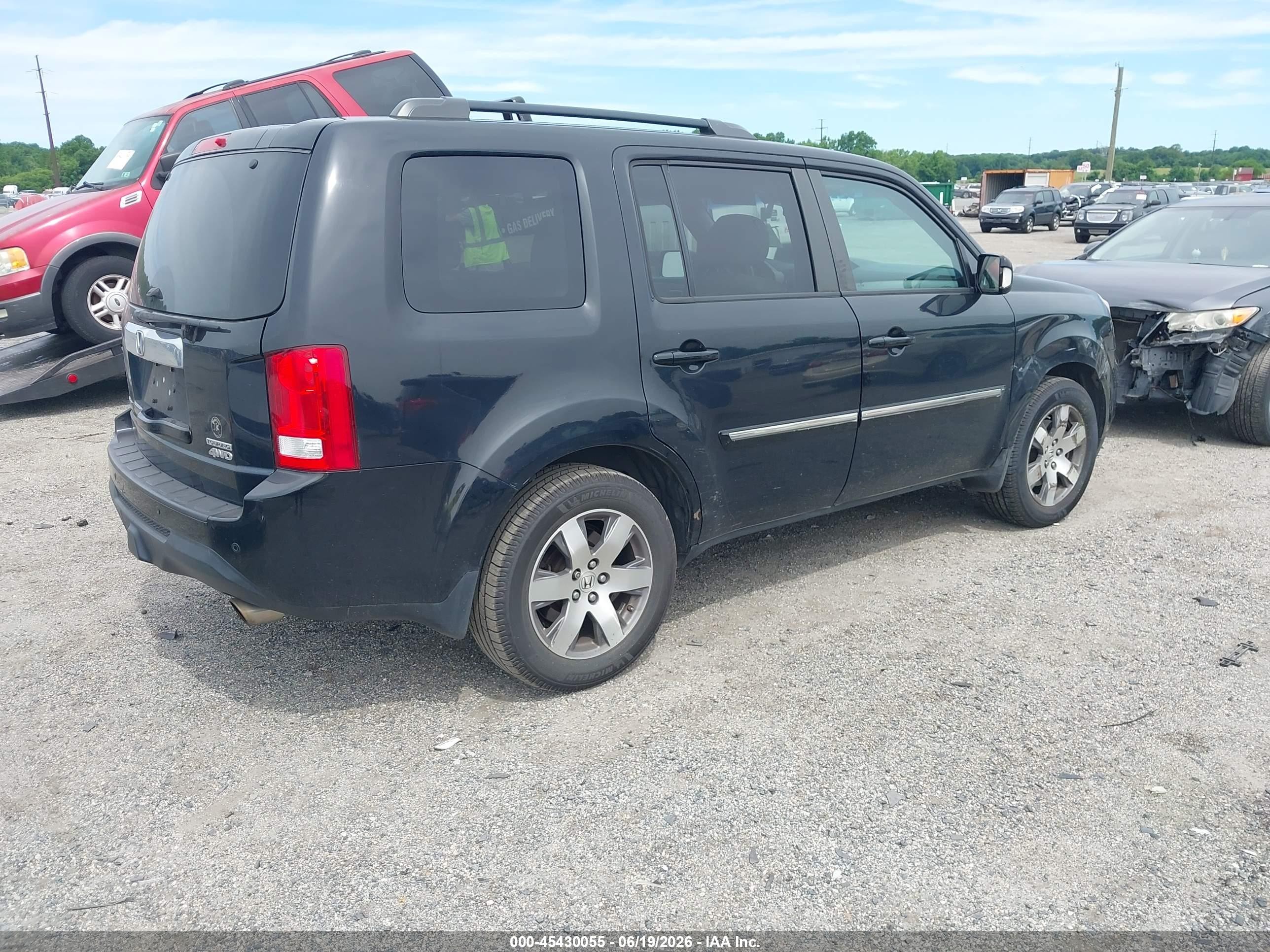 2014 Honda Pilot Touring Black vin: 5FNYF4H96EB050390