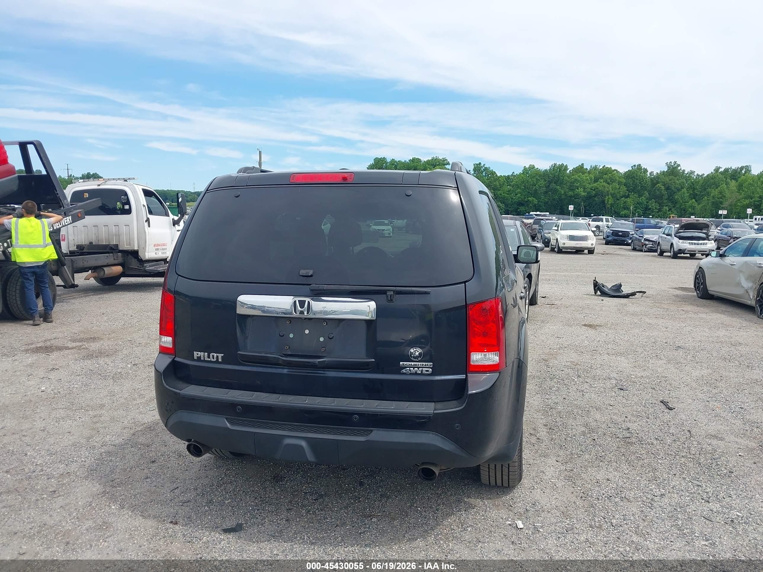 2014 Honda Pilot Touring Black vin: 5FNYF4H96EB050390