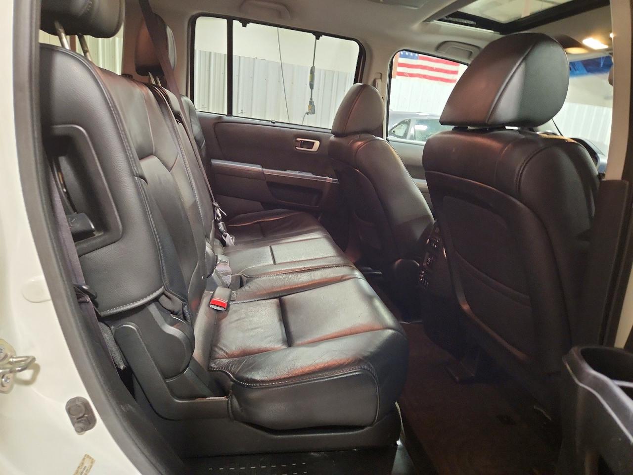 2015 Honda Pilot Touring Белый vin: 5FNYF4H96FB001966