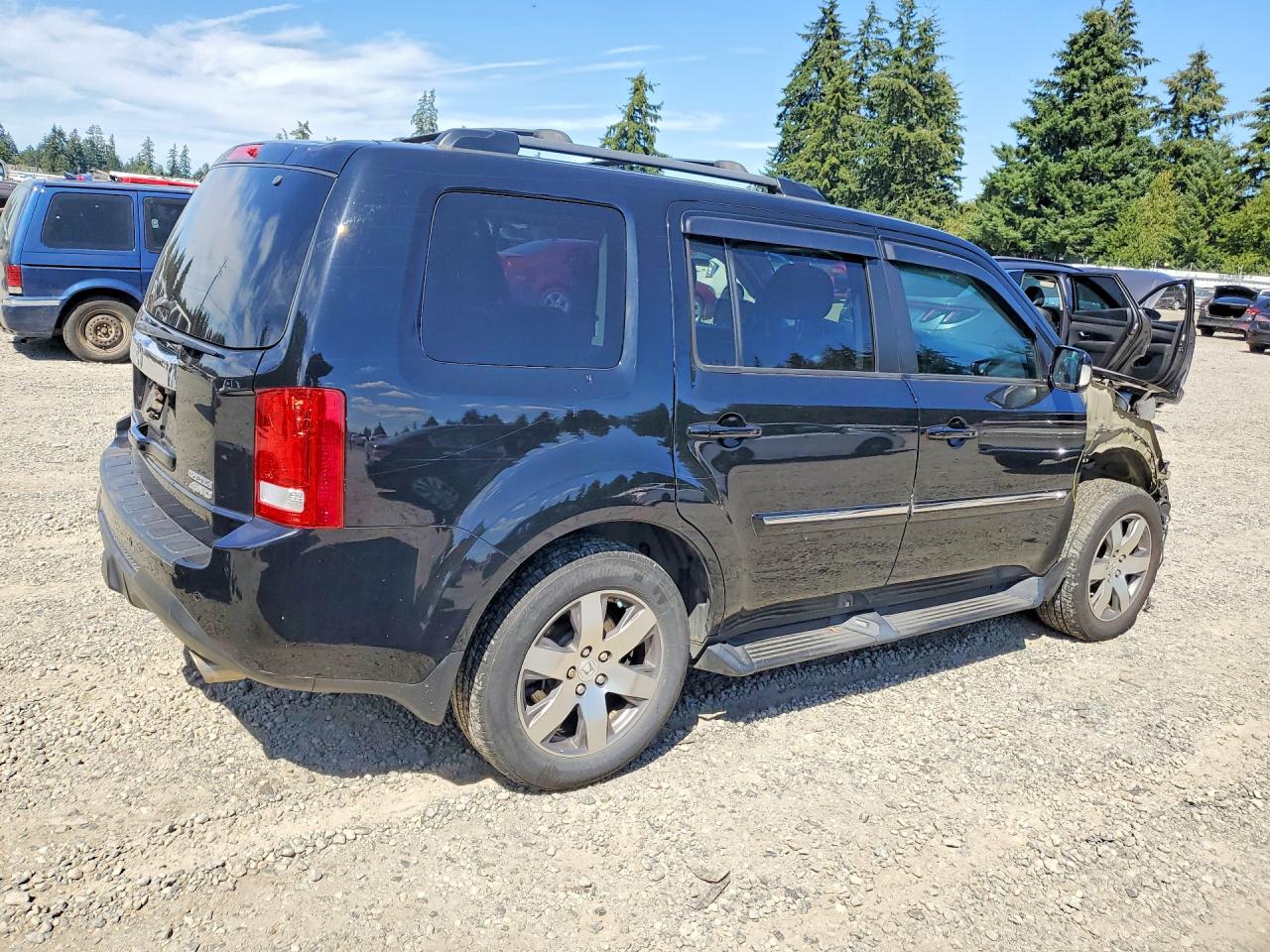 2015 Honda Pilot Touring Black vin: 5FNYF4H96FB038905