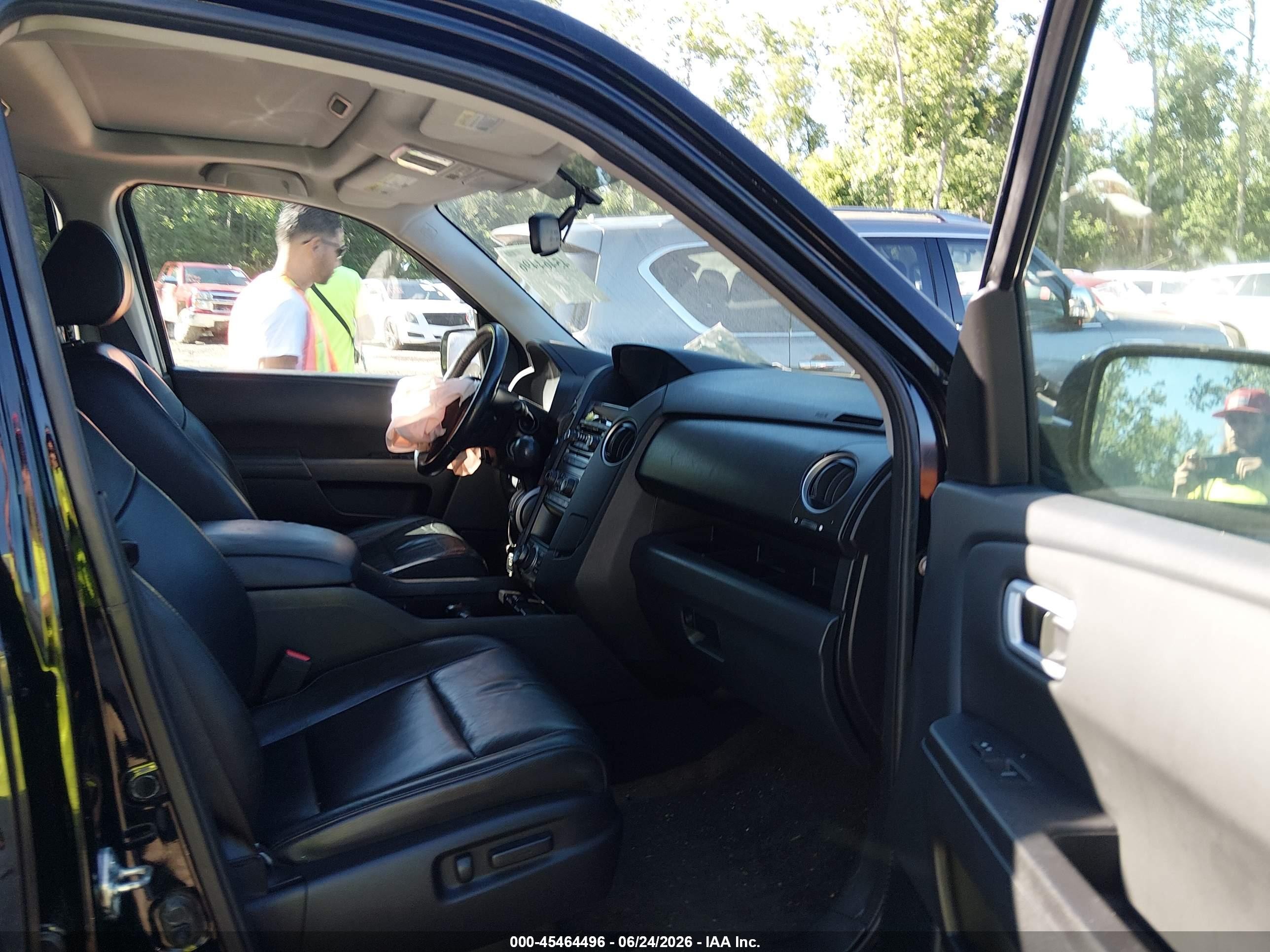 2015 Honda Pilot Touring Черный vin: 5FNYF4H96FB053937