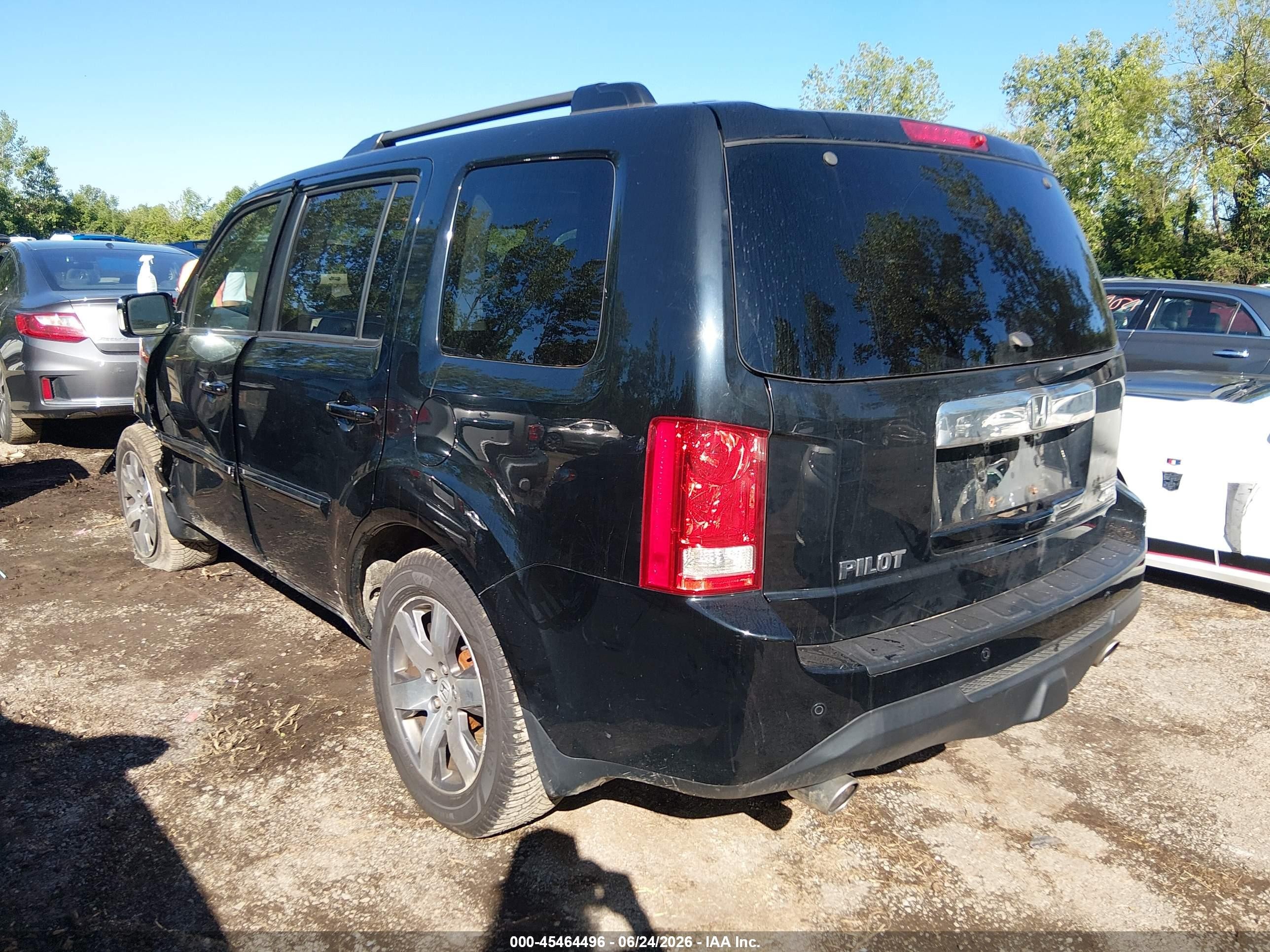 2015 Honda Pilot Touring Черный vin: 5FNYF4H96FB053937