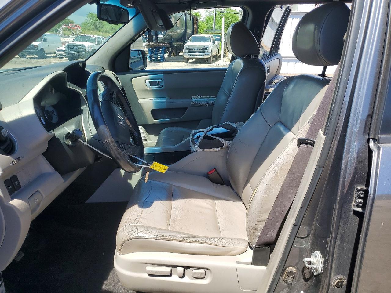 2011 Honda Pilot Touring Gray vin: 5FNYF4H97BB048188