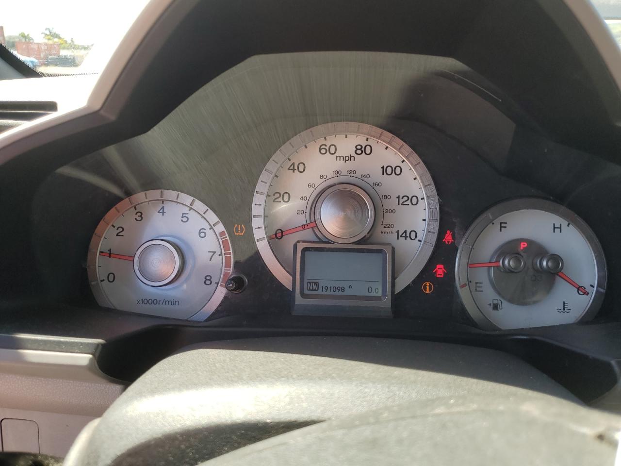 2011 Honda Pilot Touring Gray vin: 5FNYF4H97BB048188 Damage: Warning - Tire Pressure, On, Unacceptable